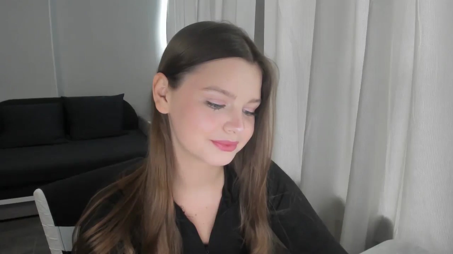 Gallery image thumbnail from Annaneon's myfreecams stream on, 06/13/2025, 08:30 image 6 of 20