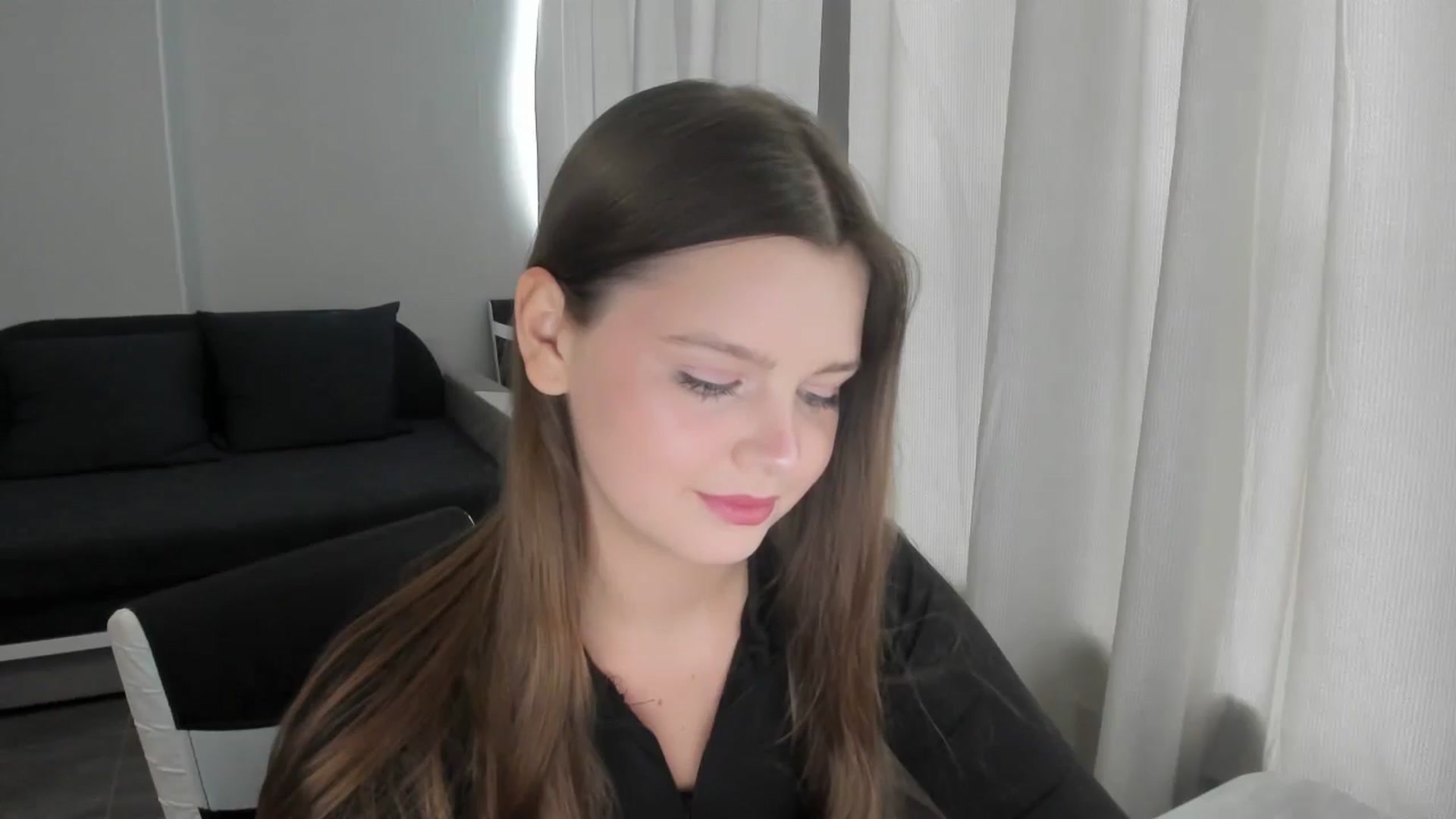 Gallery image thumbnail from Annaneon's myfreecams stream on, 06/13/2025, 08:30 image 2 of 20