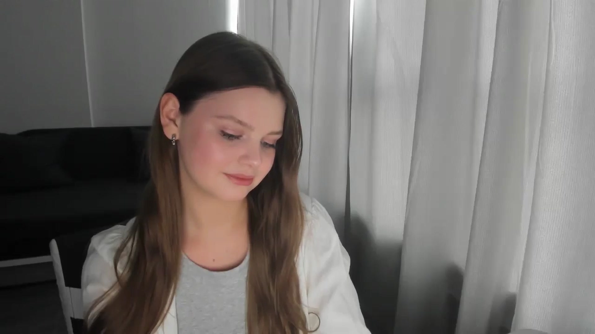 Gallery image thumbnail from Annaneon's myfreecams stream on, 06/16/2025, 12:22 image 15 of 20
