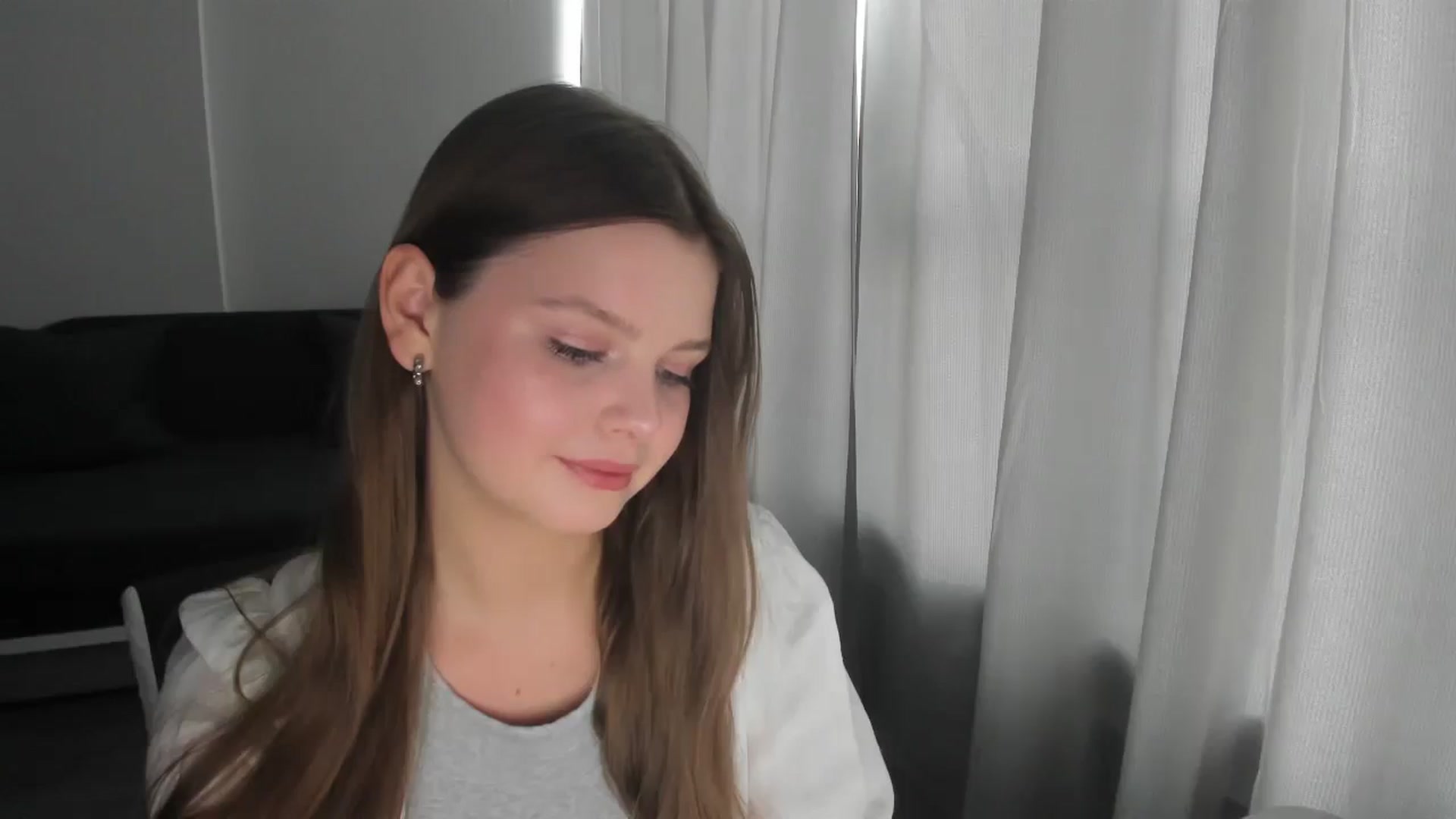 Gallery image thumbnail from Annaneon's myfreecams stream on, 06/16/2025, 12:22 image 9 of 20