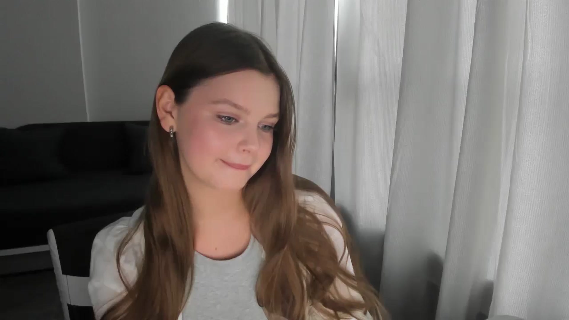 Gallery image thumbnail from Annaneon's myfreecams stream on, 06/16/2025, 12:22 image 17 of 20