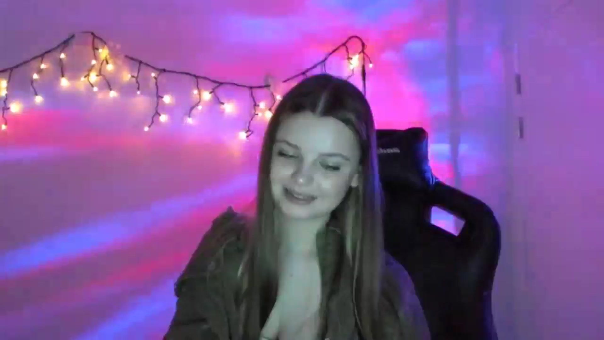 Gallery image thumbnail from Annaneon's myfreecams stream on, 03/22/2026, 15:06 image 16 of 20