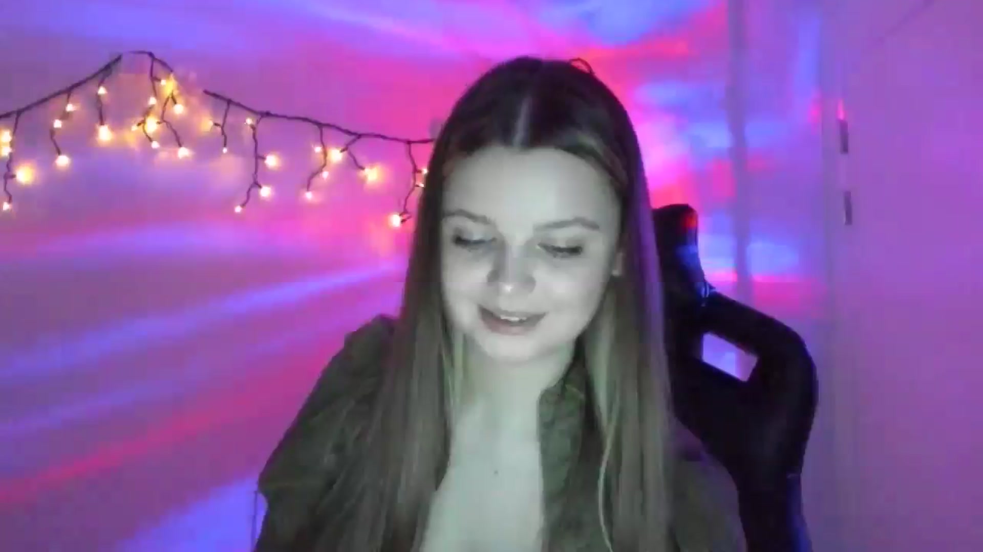 Gallery image thumbnail from Annaneon's myfreecams stream on, 03/22/2026, 15:06 image 18 of 20