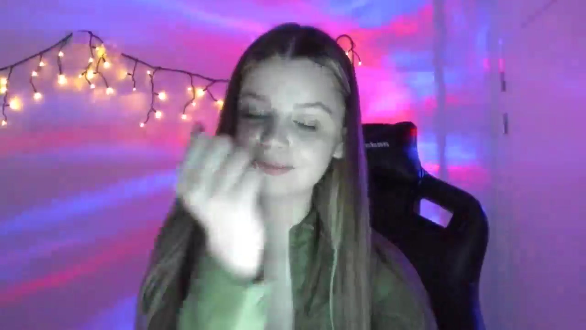Gallery image thumbnail from Annaneon's myfreecams stream on, 03/22/2026, 15:06 image 11 of 20