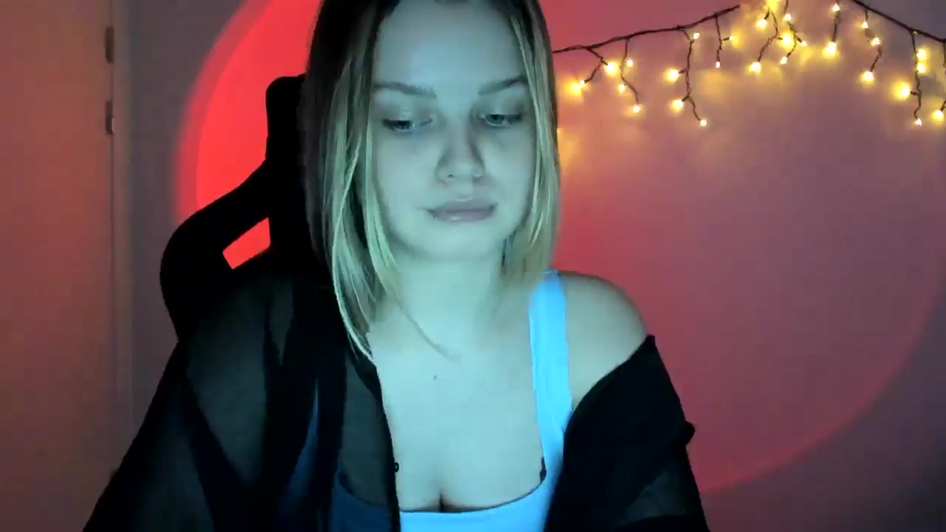 Gallery image thumbnail from Annaneon's myfreecams stream on, 04/05/2026, 17:42 image 9 of 20