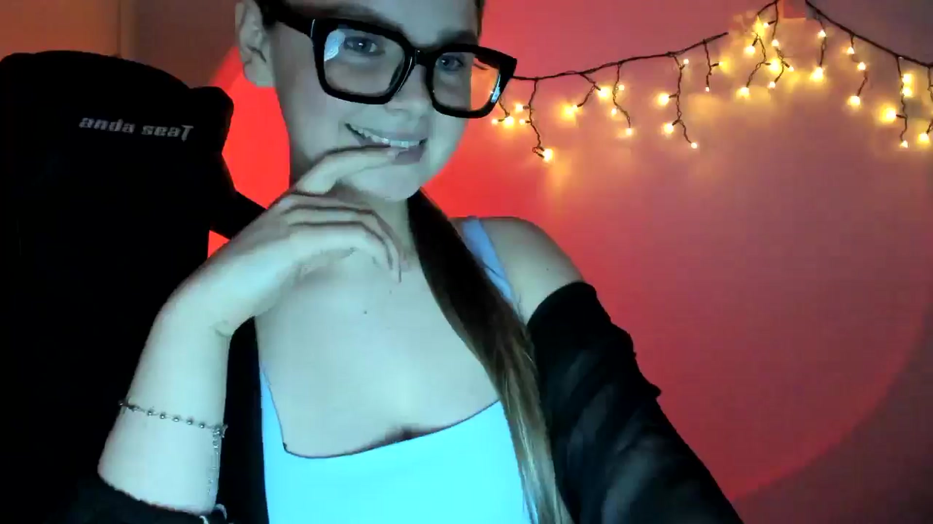Gallery image thumbnail from Annaneon's myfreecams stream on, 04/05/2026, 17:42 image 20 of 20