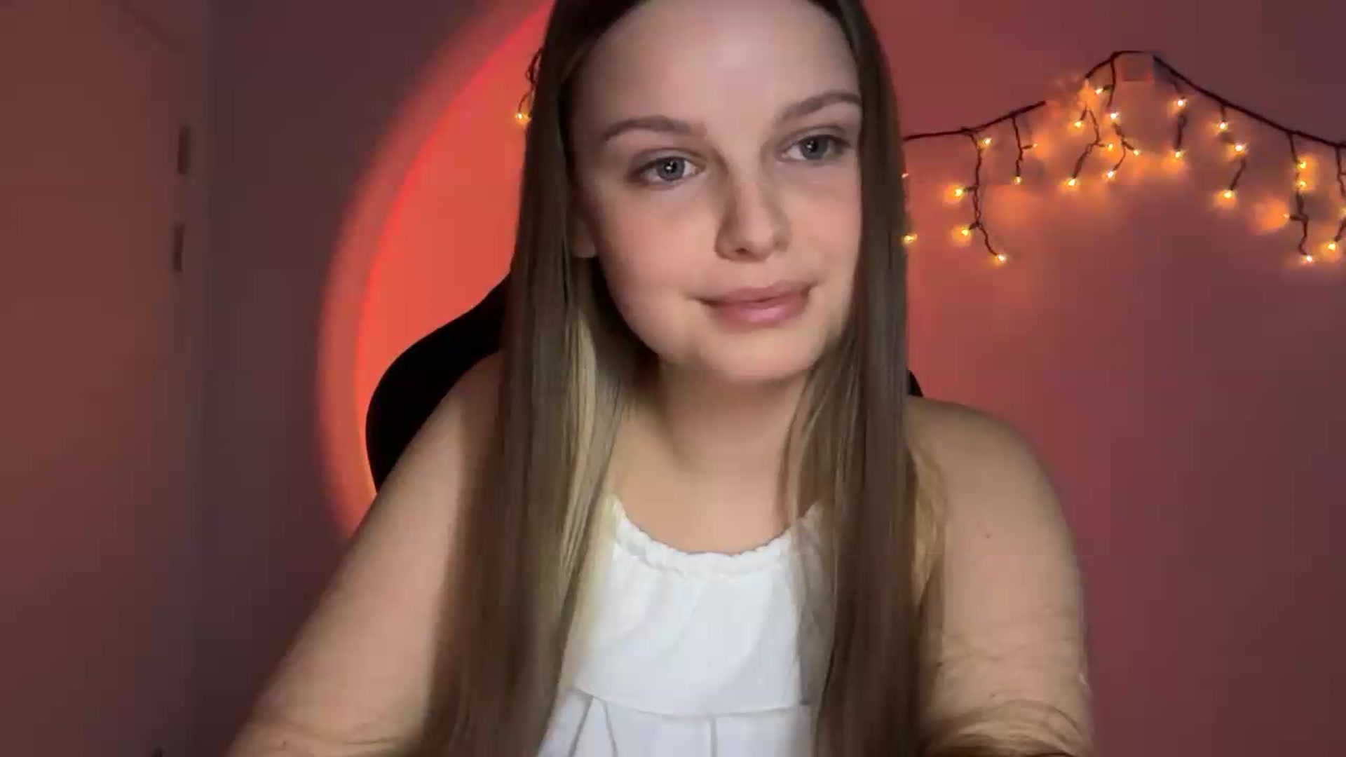 Gallery image thumbnail from Annaneon's myfreecams stream on, 05/16/2026, 18:20 image 4 of 20