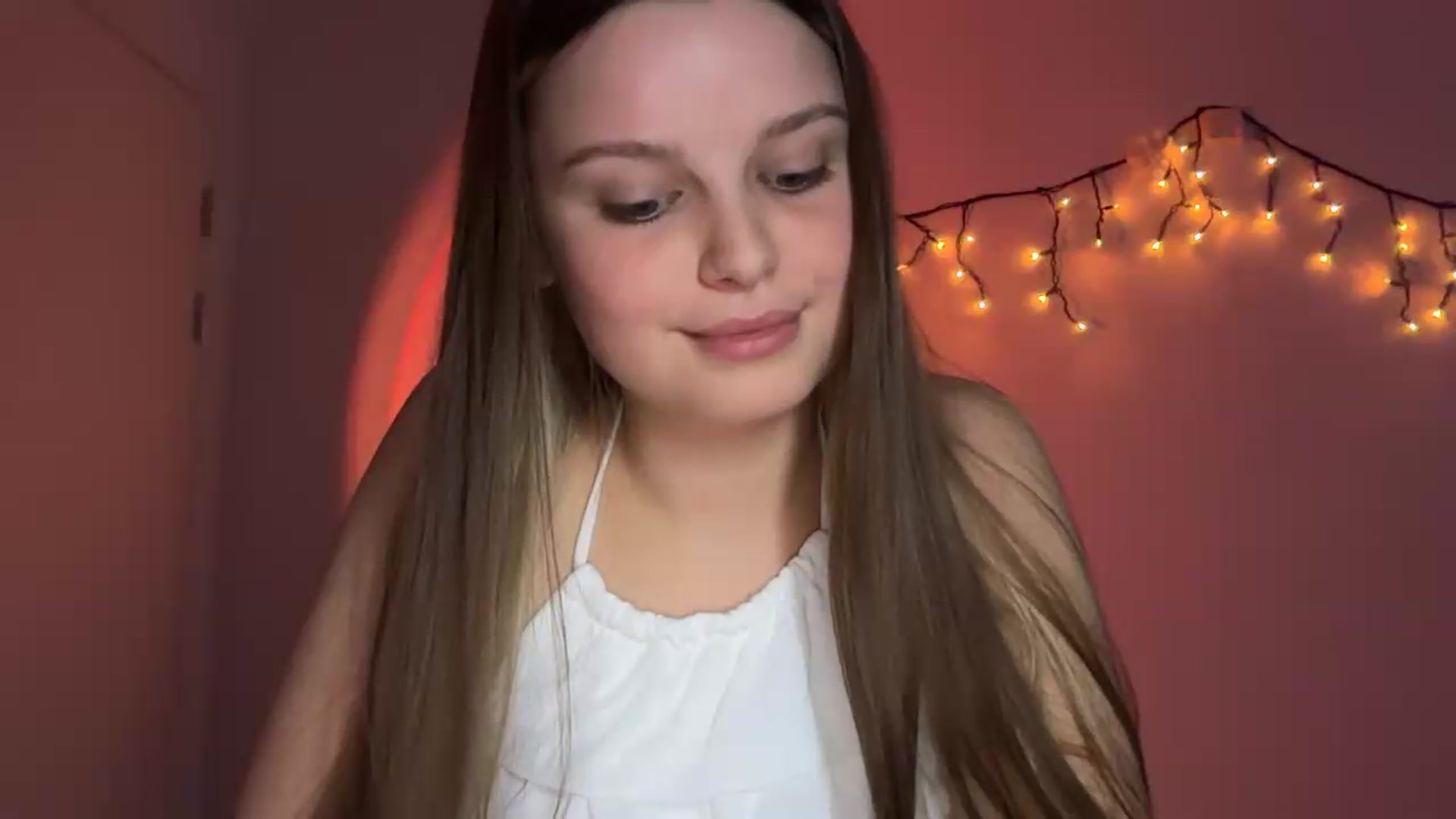 Gallery image thumbnail from Annaneon's myfreecams stream on, 05/16/2026, 18:20 image 13 of 20