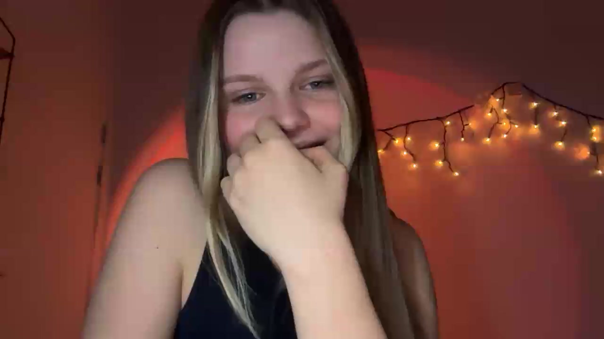 Gallery image thumbnail from Annaneon's myfreecams stream on, 05/17/2026, 21:08 image 20 of 20