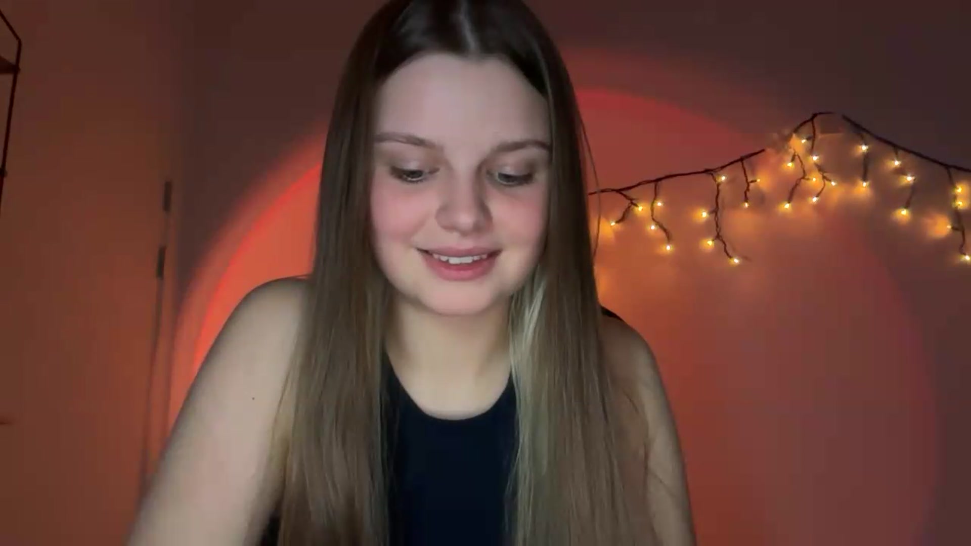Gallery image thumbnail from Annaneon's myfreecams stream on, 05/17/2026, 21:08 image 2 of 20