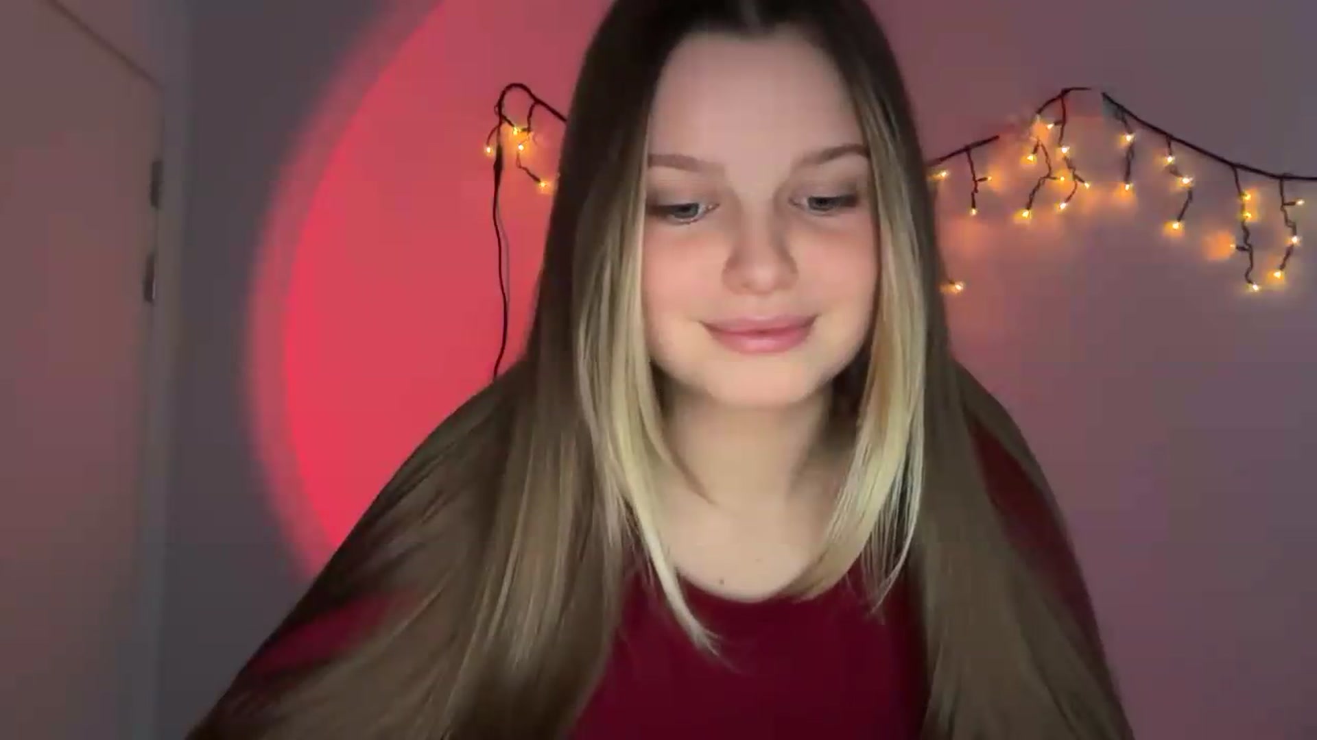 Gallery image thumbnail from Annaneon's myfreecams stream on, 05/20/2026, 14:33 image 4 of 20