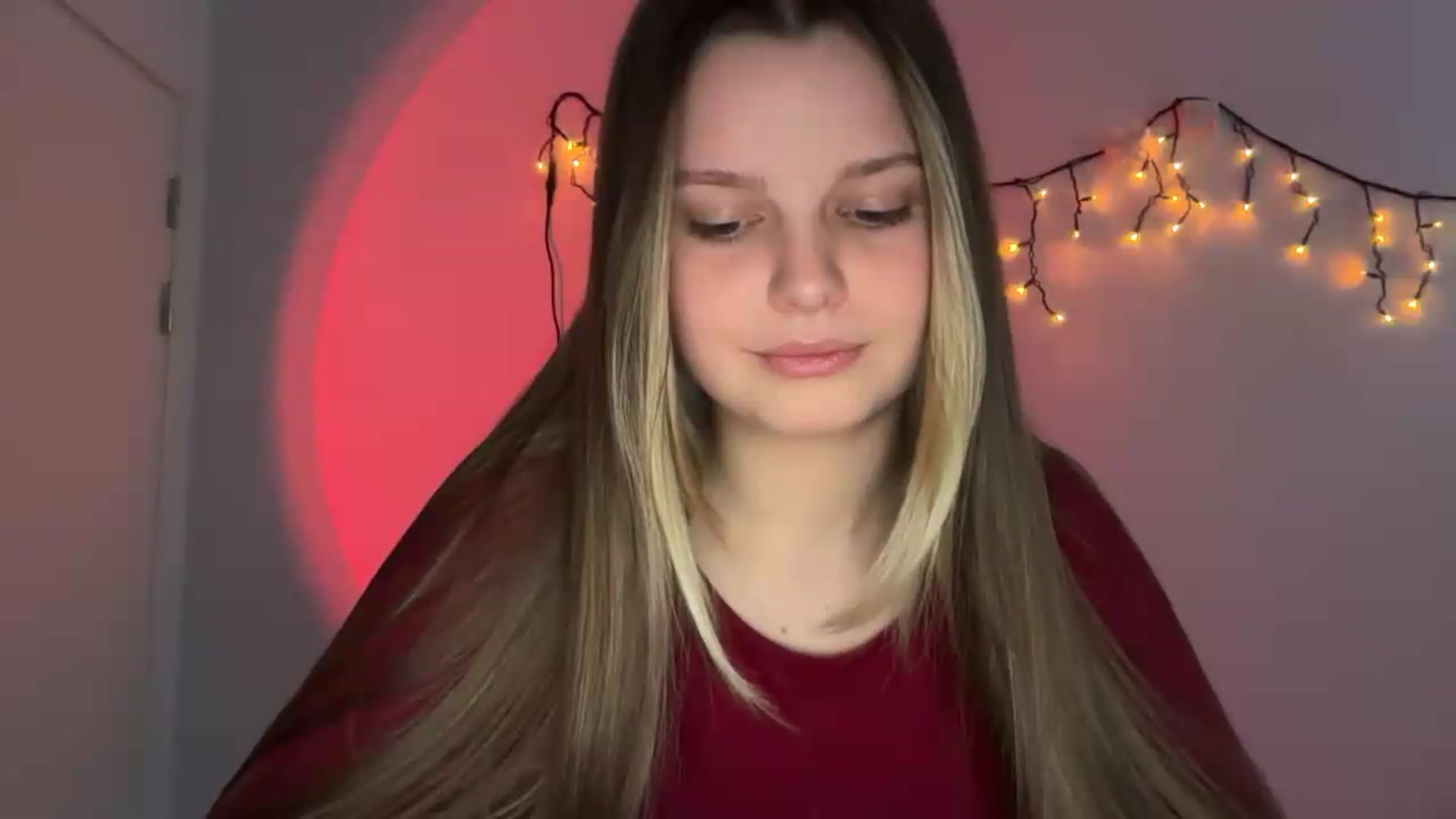 Gallery image thumbnail from Annaneon's myfreecams stream on, 05/20/2026, 14:33 image 9 of 20