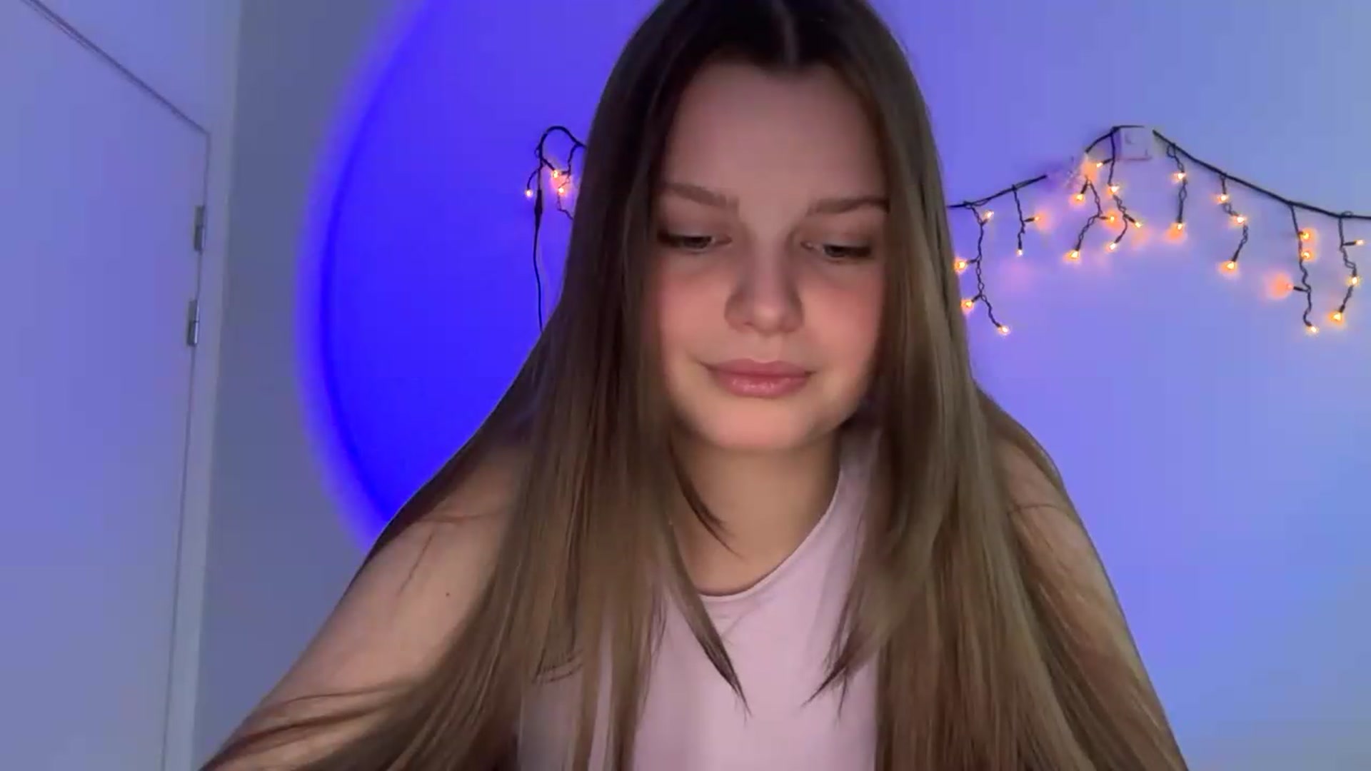 Gallery image thumbnail from Annaneon's myfreecams stream on, 05/27/2026, 14:53 image 6 of 20