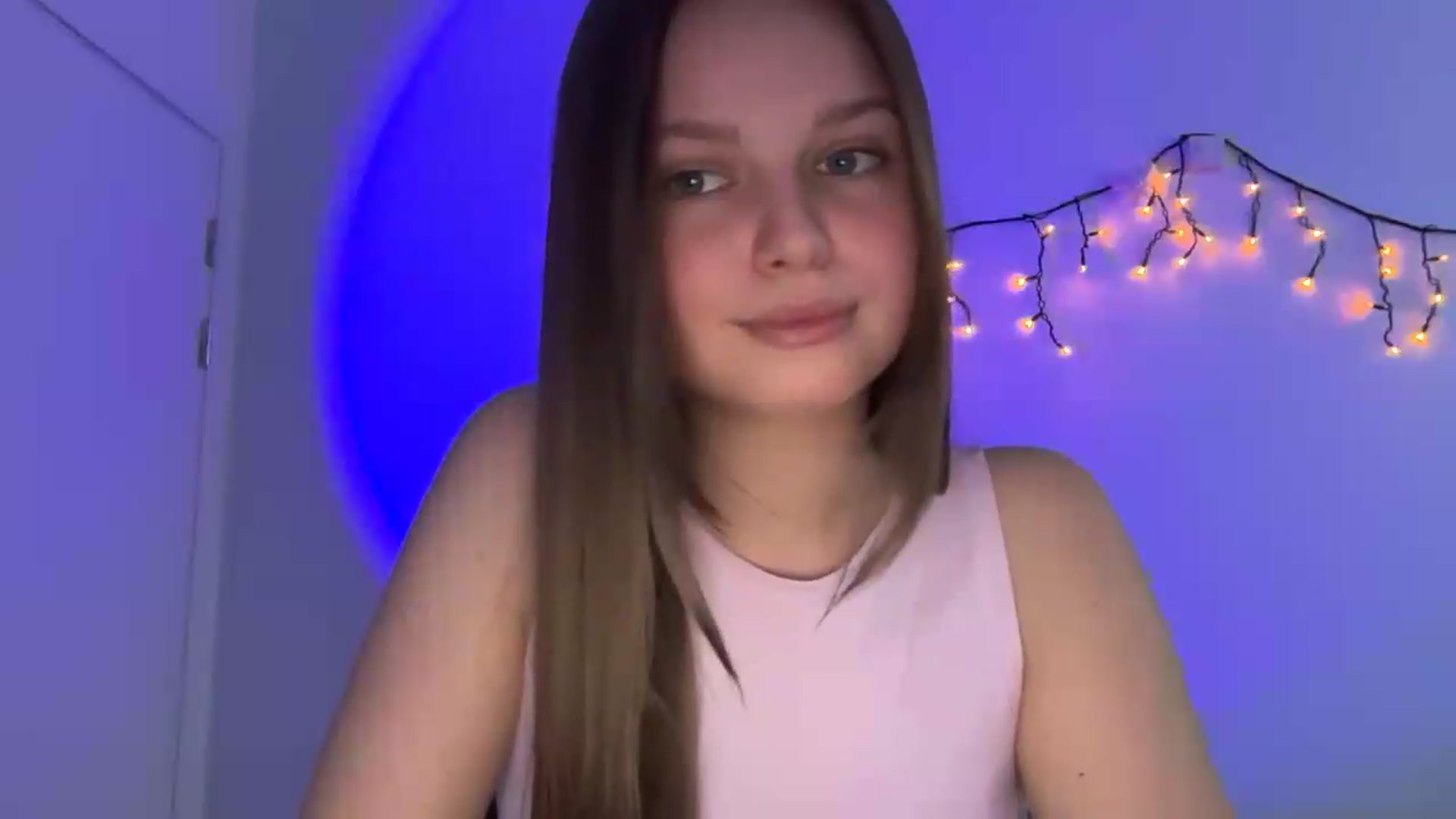 Gallery image thumbnail from Annaneon's myfreecams stream on, 05/27/2026, 14:53 image 19 of 20
