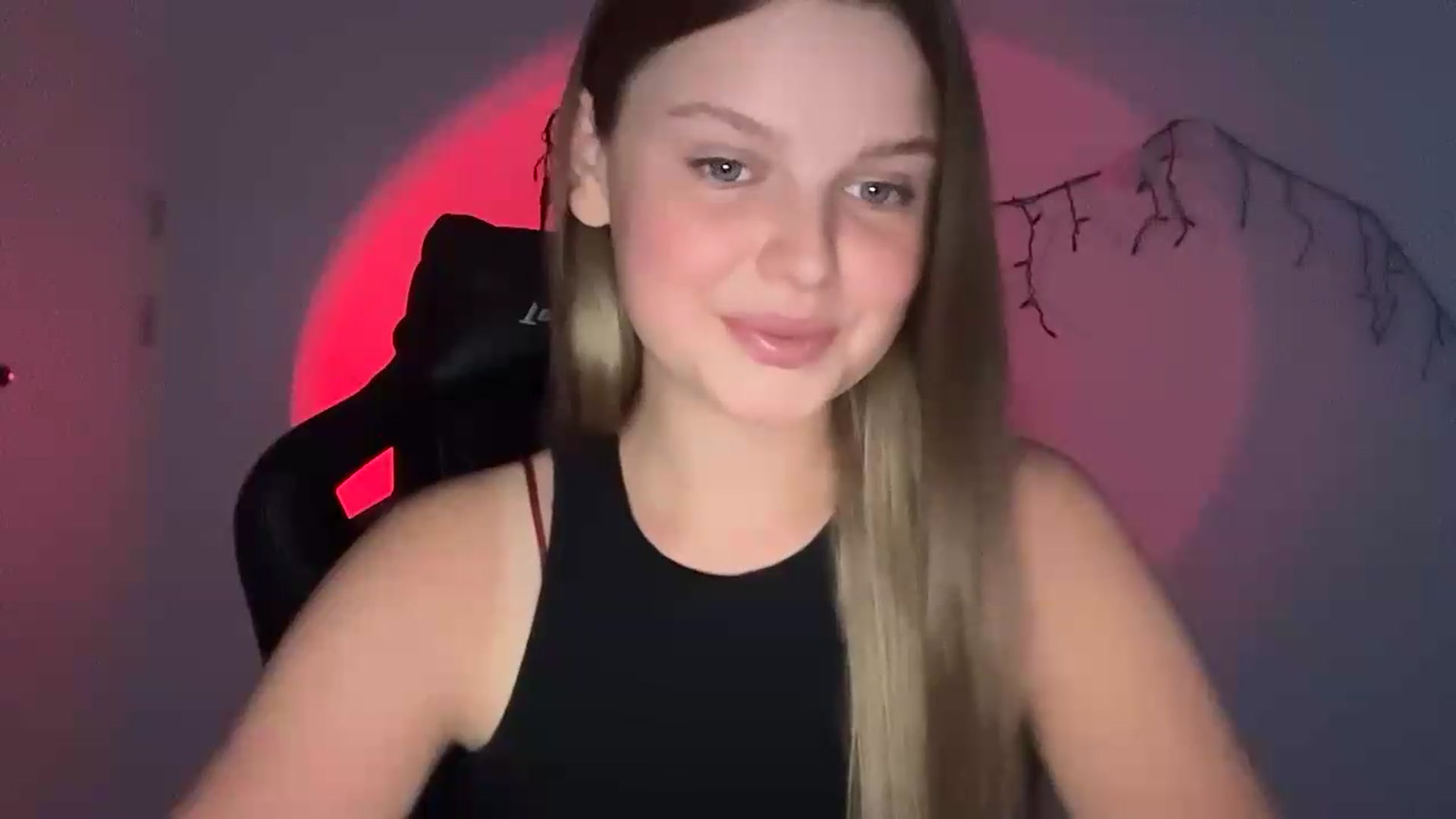 Gallery image thumbnail from Annaneon's myfreecams stream on, 06/23/2026, 17:41 image 9 of 20