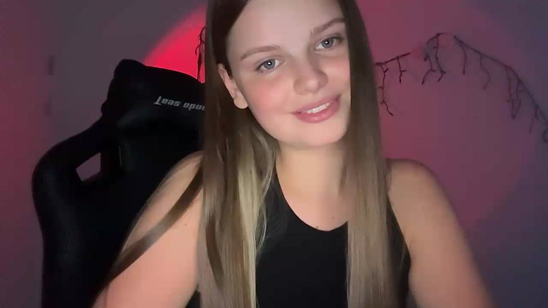 Gallery image thumbnail from Annaneon's myfreecams stream on, 06/23/2026, 18:17 image 13 of 20
