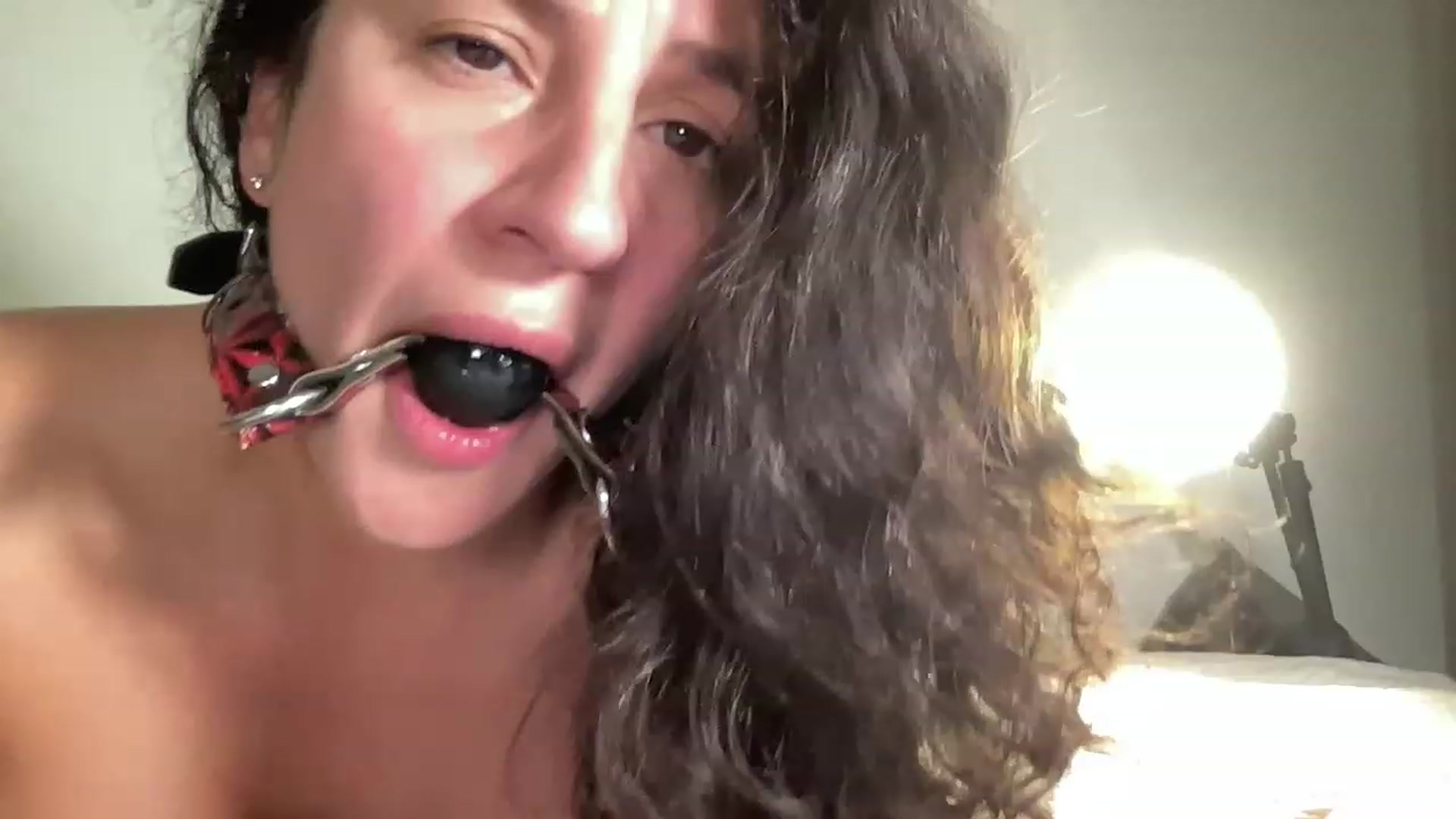 Gallery image thumbnail from Annareylee's myfreecams stream on, 06/26/2023, 03:15 image 7 of 20