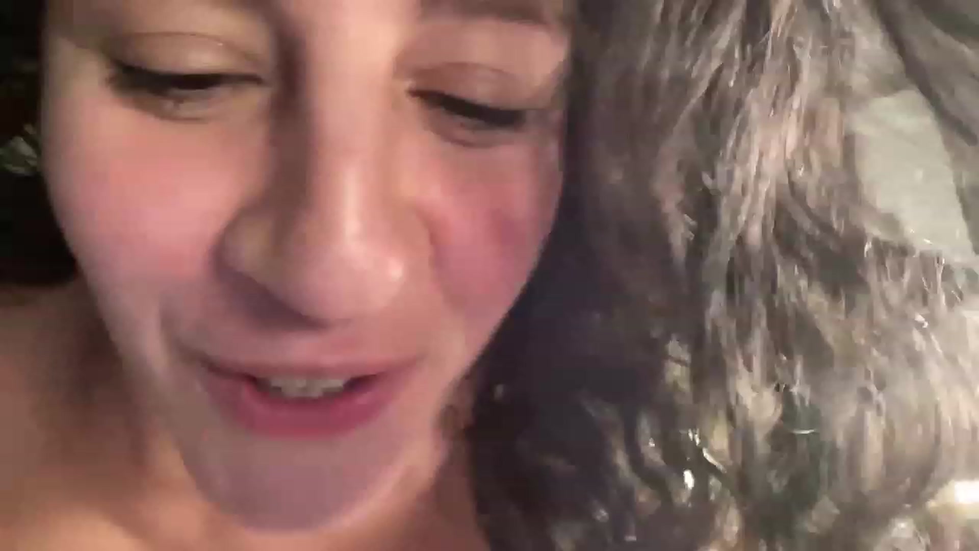 Gallery image thumbnail from Annareylee's myfreecams stream on, 06/28/2023, 06:01 image 10 of 20