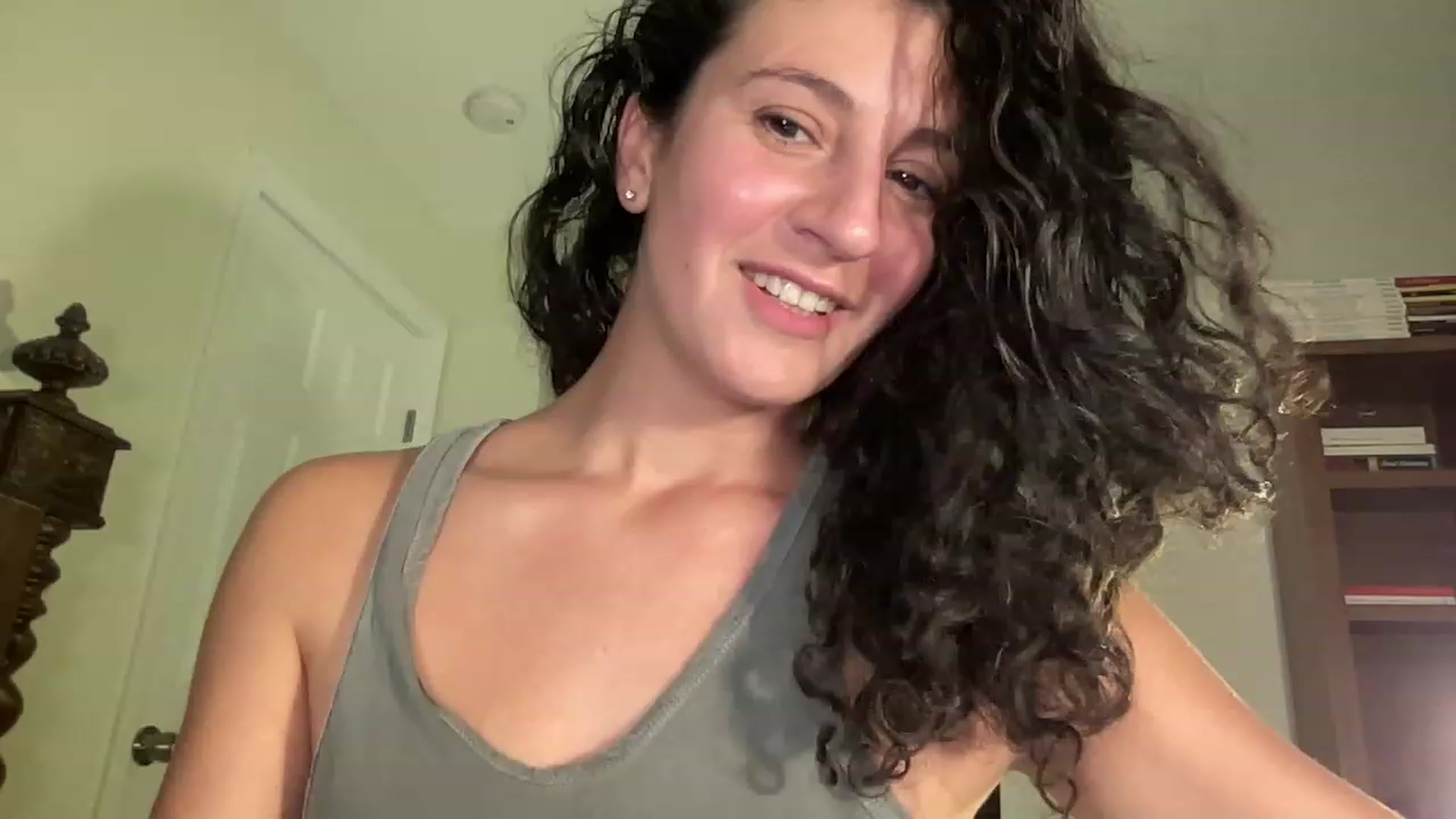 Gallery image thumbnail from Annareylee's myfreecams stream on, 07/07/2023, 07:01 image 9 of 20