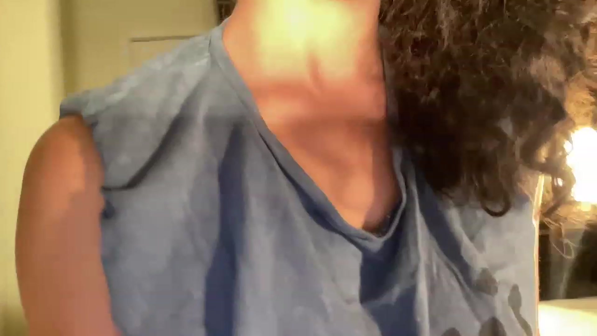 Gallery image thumbnail from Annareylee's myfreecams stream on, 07/12/2023, 04:57 image 11 of 20