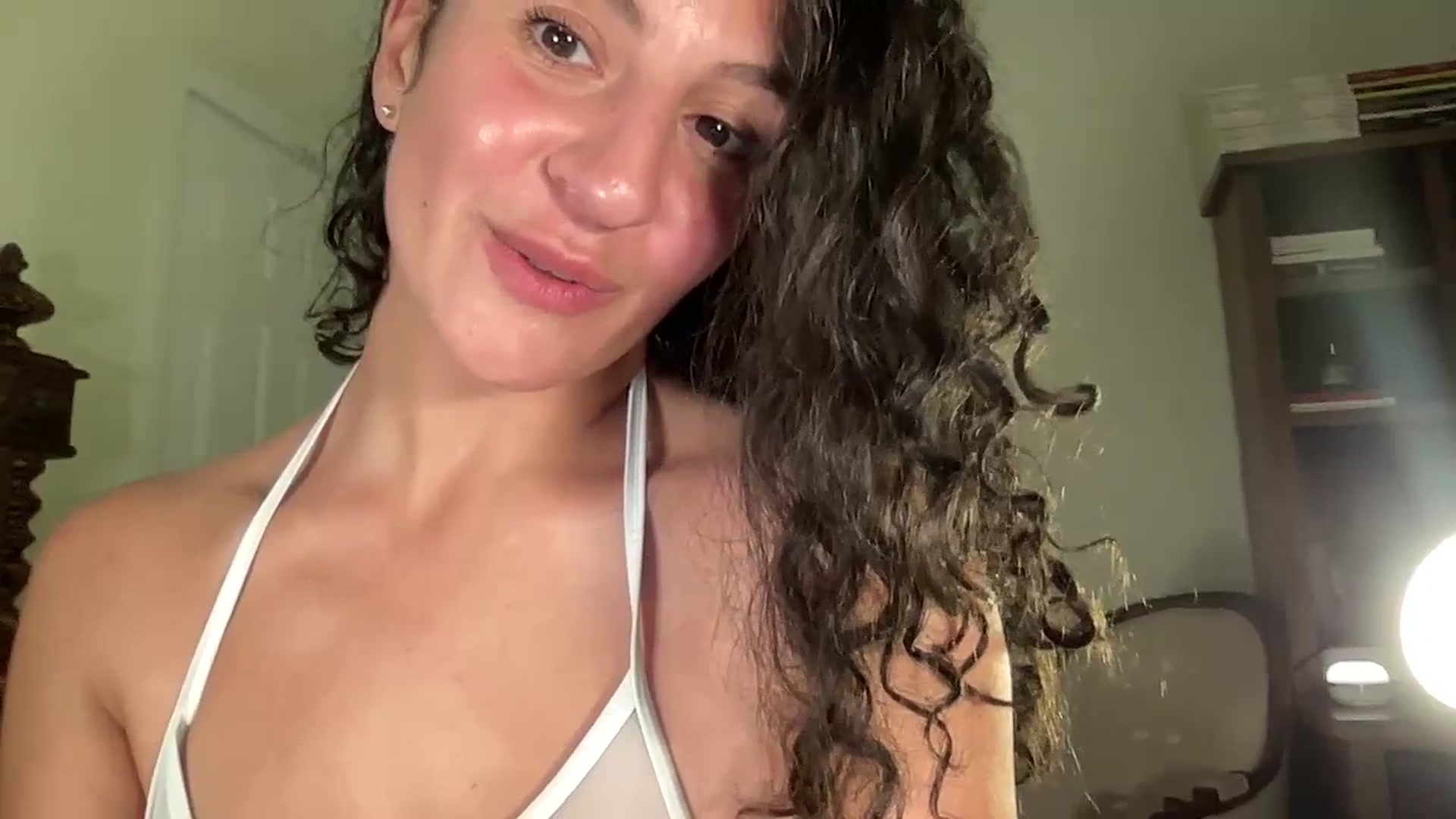 Gallery image thumbnail from Annareylee's myfreecams stream on, 07/13/2023, 04:58 image 13 of 20