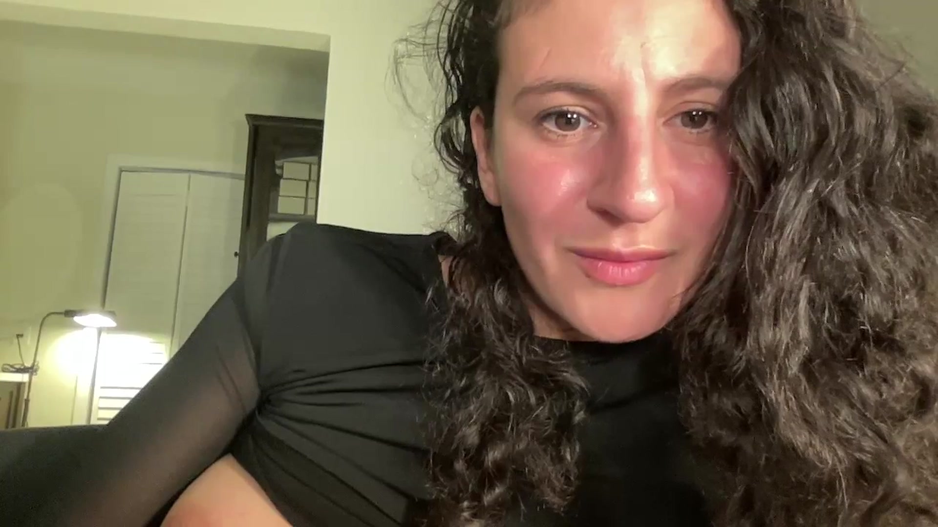 Gallery image thumbnail from Annareylee's myfreecams stream on, 07/17/2023, 05:20 image 18 of 20