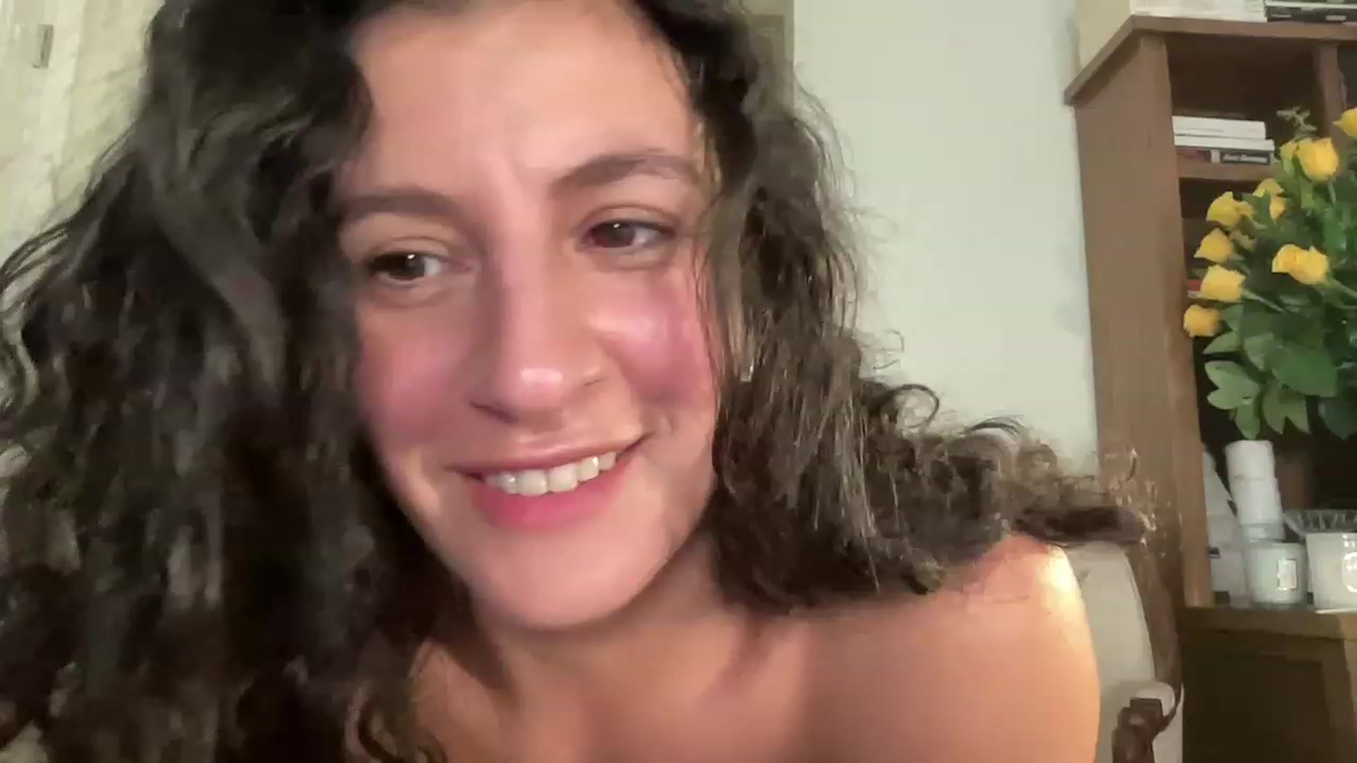 Gallery image thumbnail from Annareylee's myfreecams stream on, 07/18/2023, 20:21 image 9 of 20