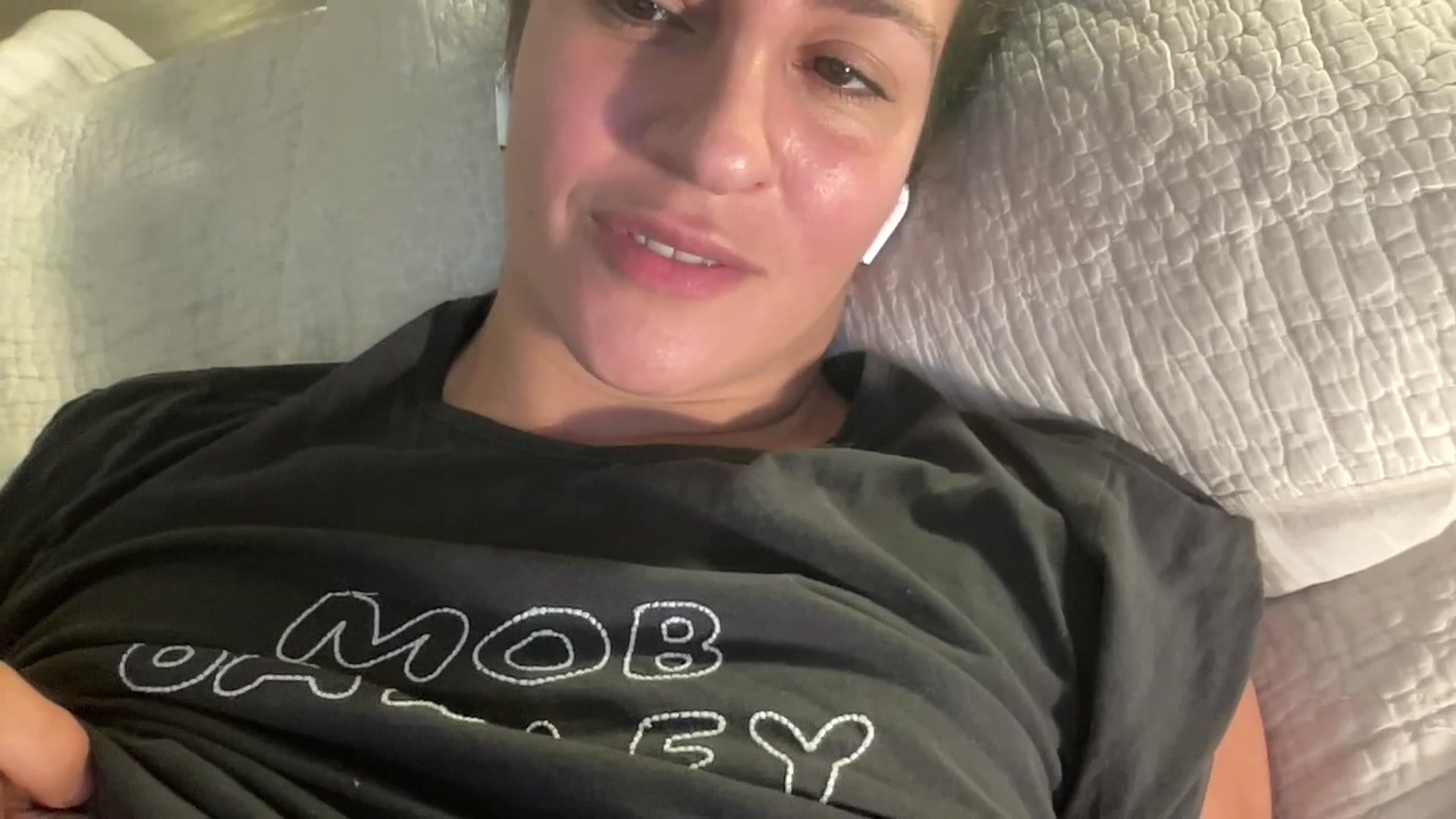 Gallery image thumbnail from Annareylee's myfreecams stream on, 07/19/2023, 15:51 image 17 of 20