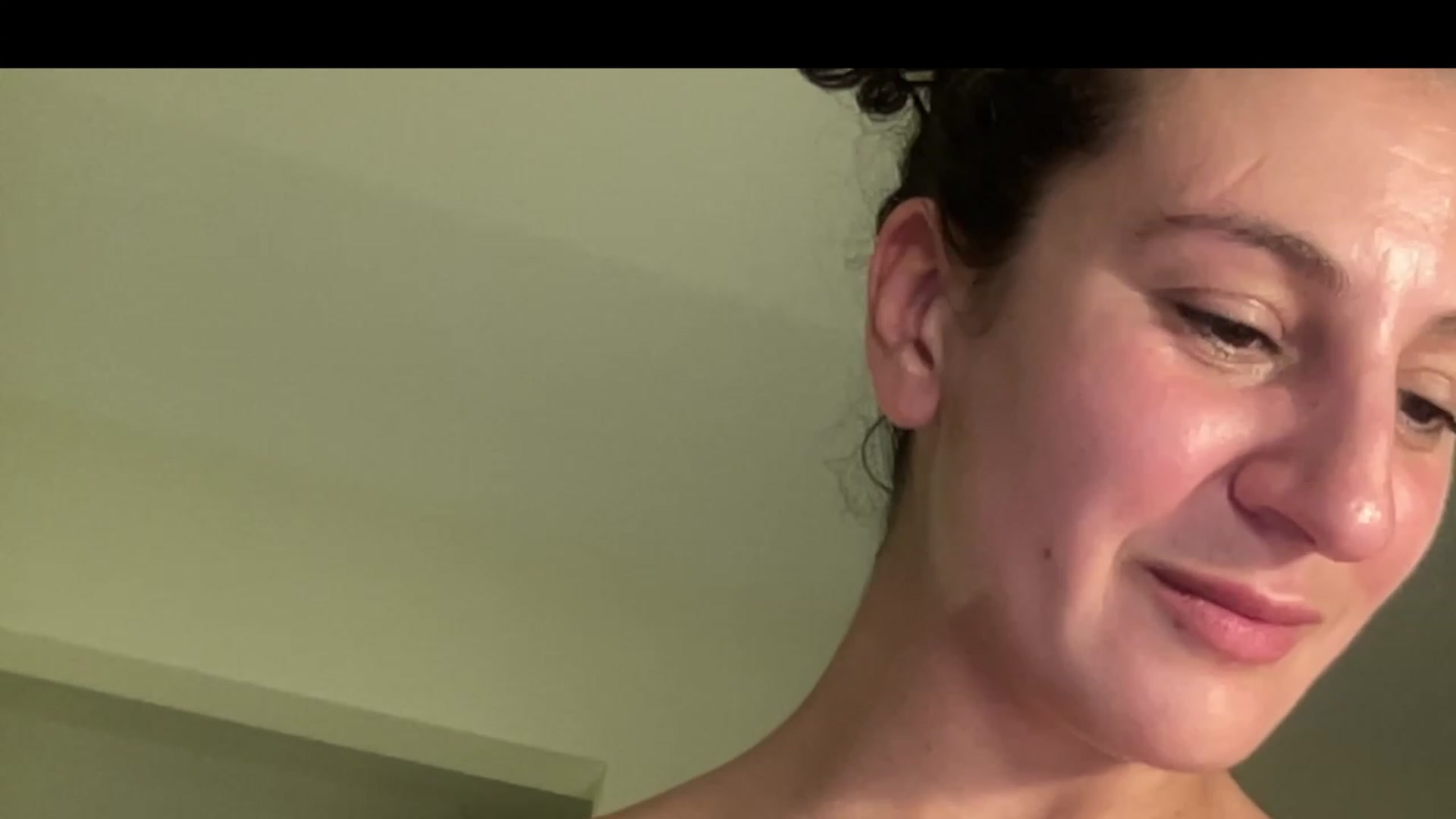 Gallery image thumbnail from Annareylee's myfreecams stream on, 07/21/2023, 04:43 image 11 of 20