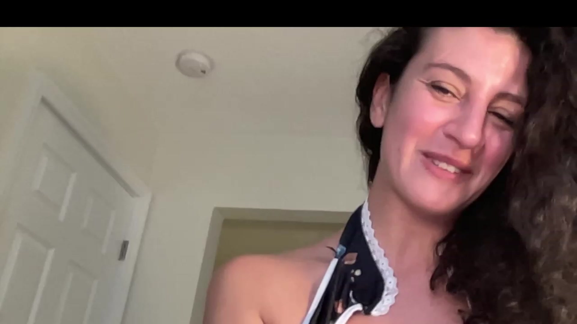 Gallery image thumbnail from Annareylee's myfreecams stream on, 07/27/2023, 16:47 image 16 of 20