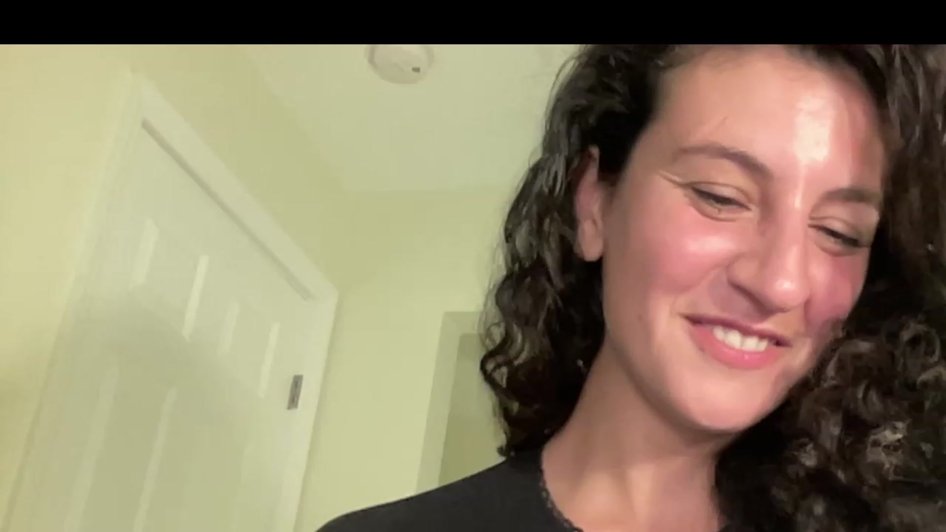 Gallery image thumbnail from Annareylee's myfreecams stream on, 07/28/2023, 05:28 image 9 of 20