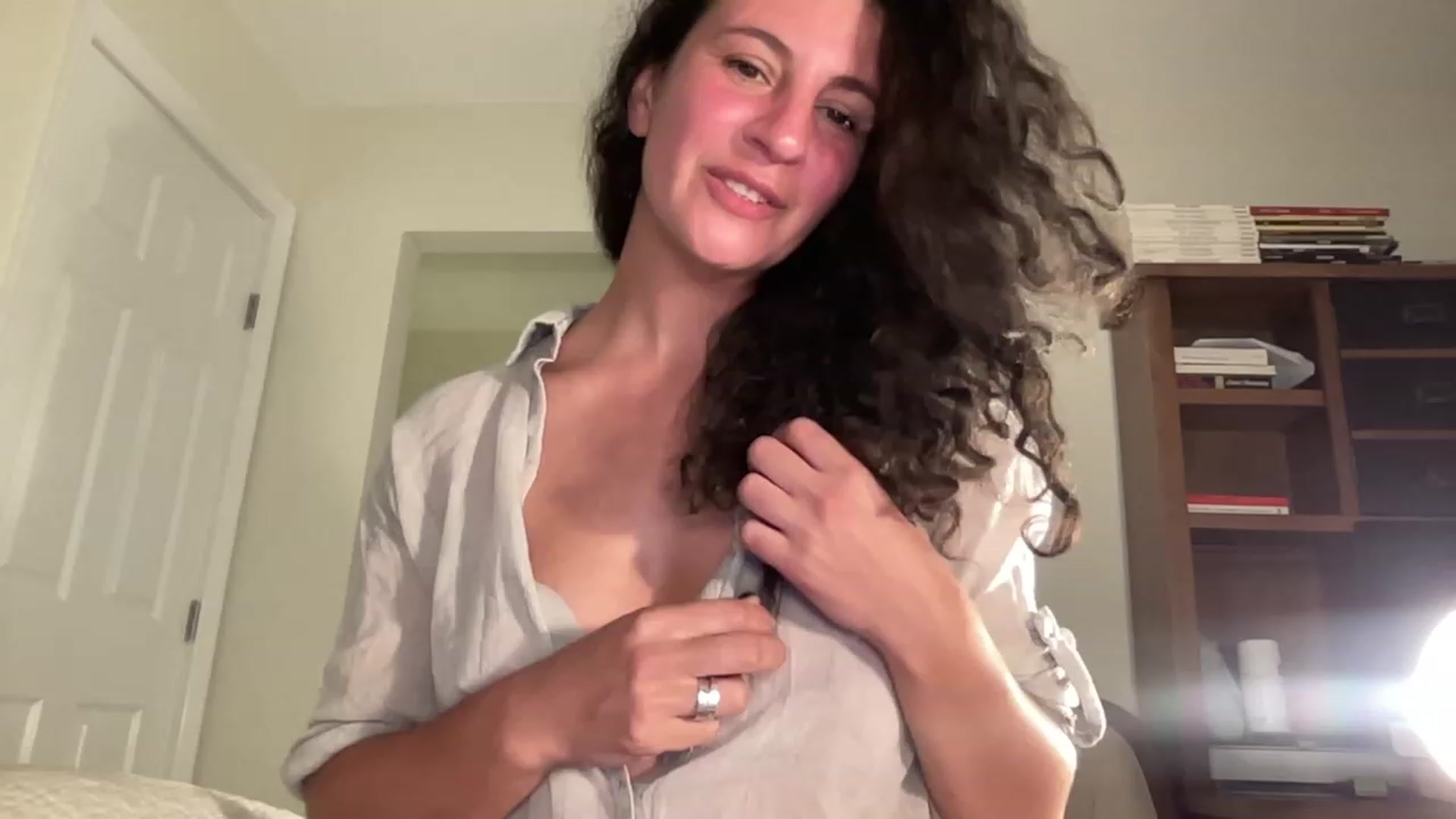 Gallery image thumbnail from Annareylee's myfreecams stream on, 07/31/2023, 03:51 image 6 of 20