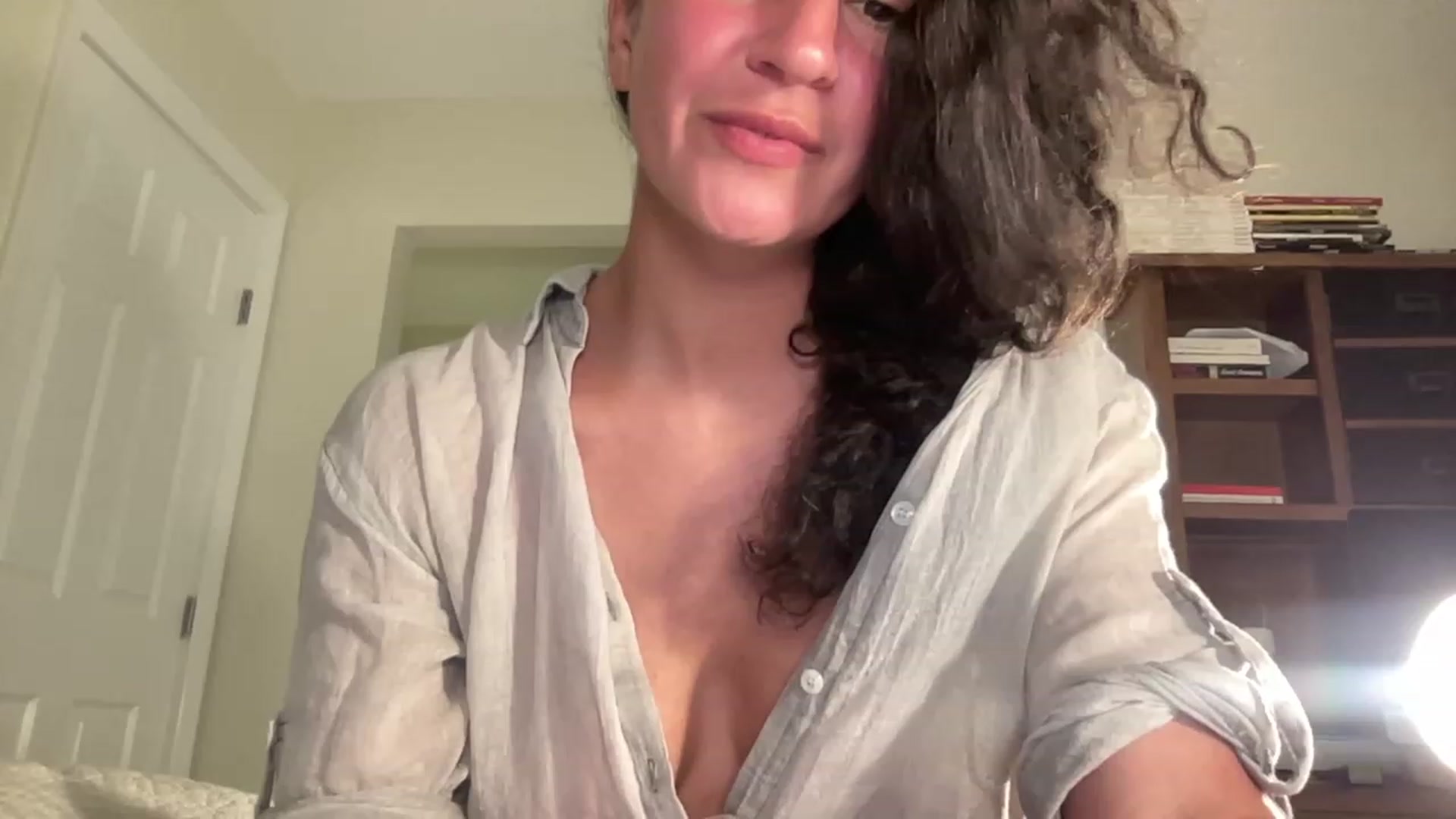 Gallery image thumbnail from Annareylee's myfreecams stream on, 07/31/2023, 03:51 image 8 of 20