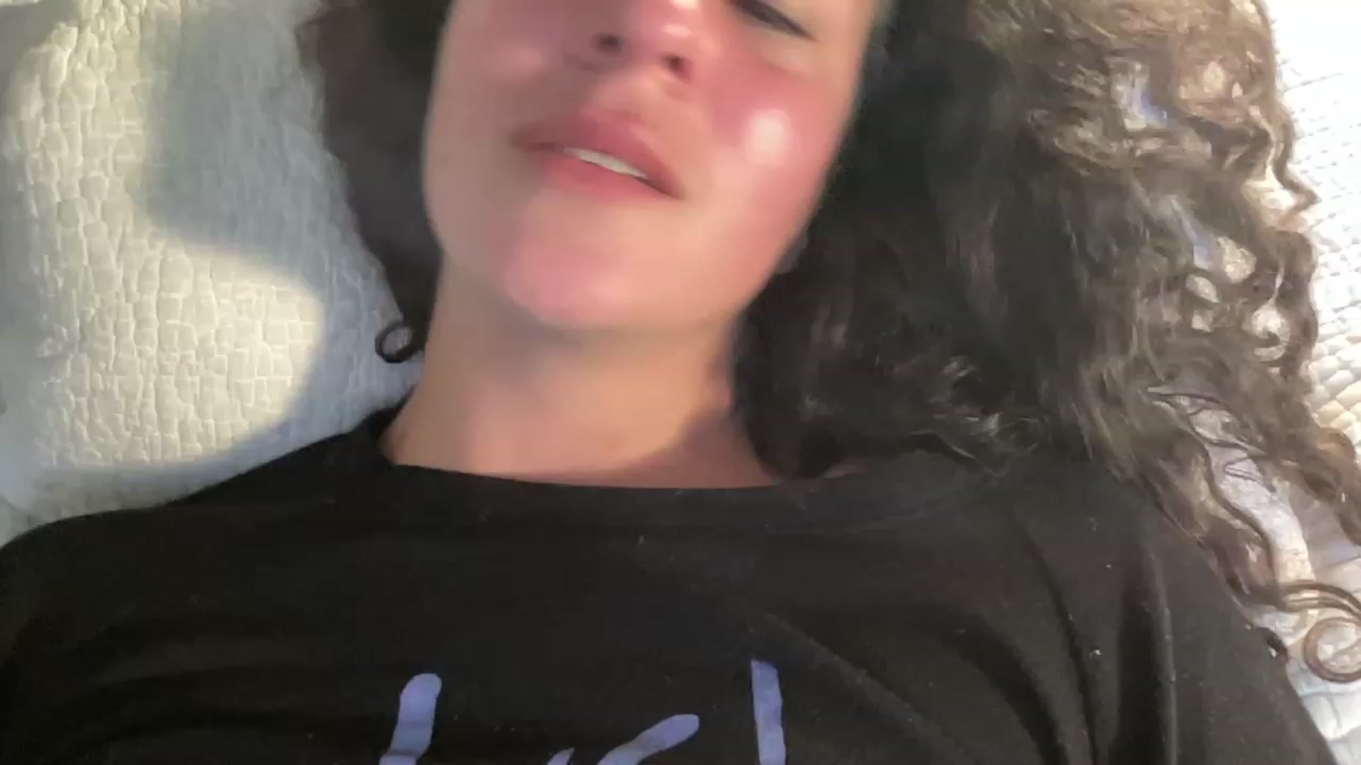 Gallery image thumbnail from Annareylee's myfreecams stream on, 07/31/2023, 18:26 image 7 of 20