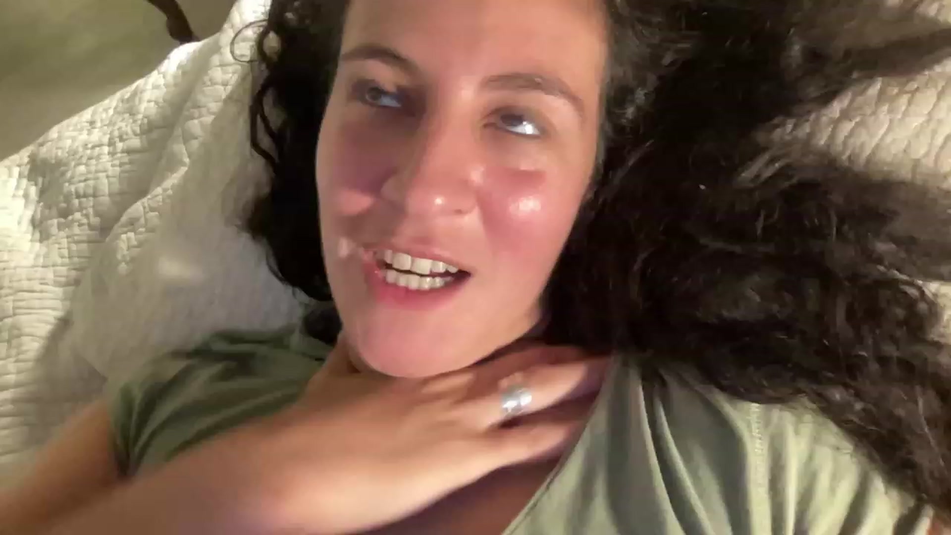 Gallery image thumbnail from Annareylee's myfreecams stream on, 08/12/2023, 03:48 image 5 of 20