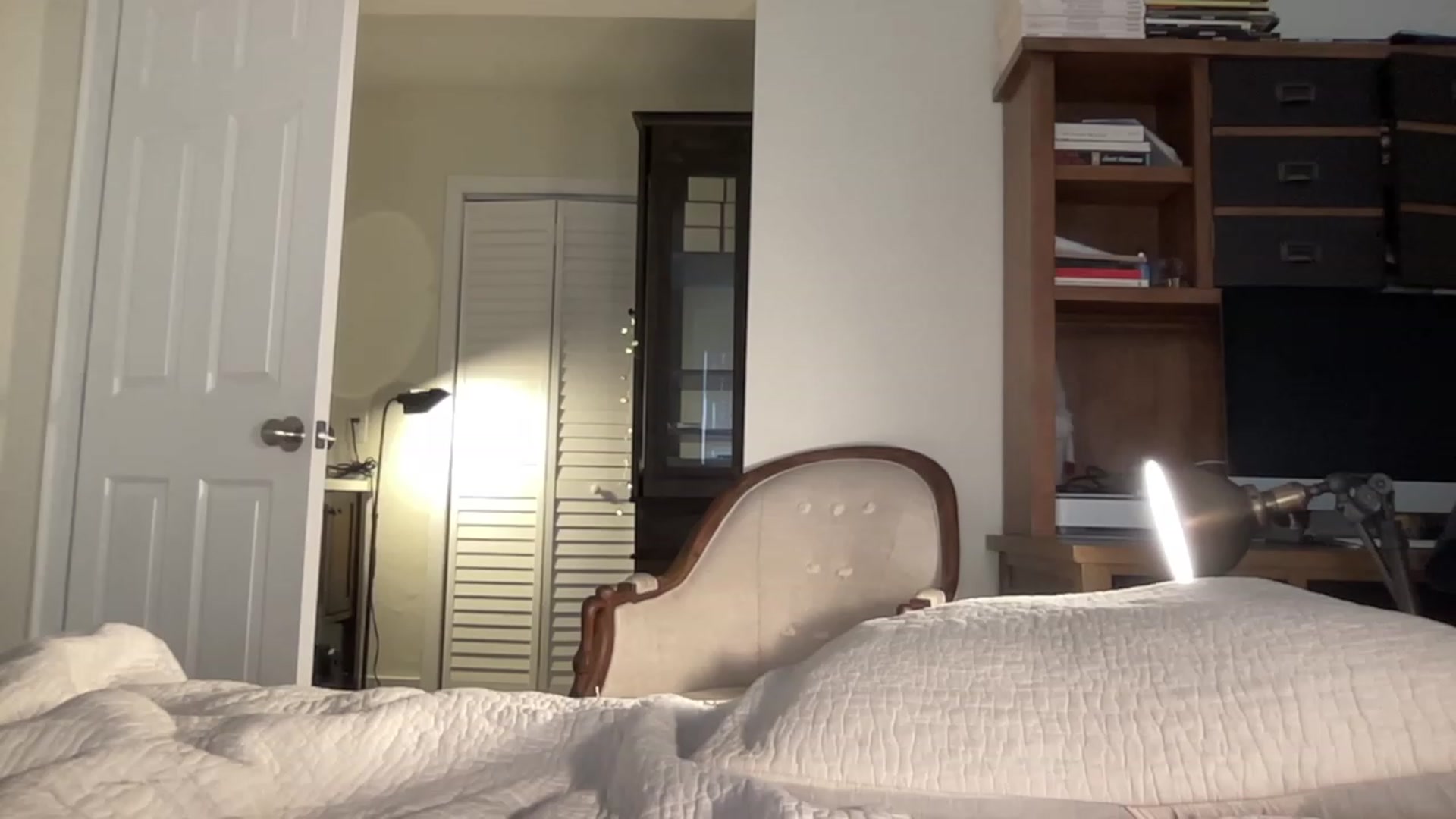 Gallery image thumbnail from Annareylee's myfreecams stream on, 08/23/2023, 20:13 image 15 of 20