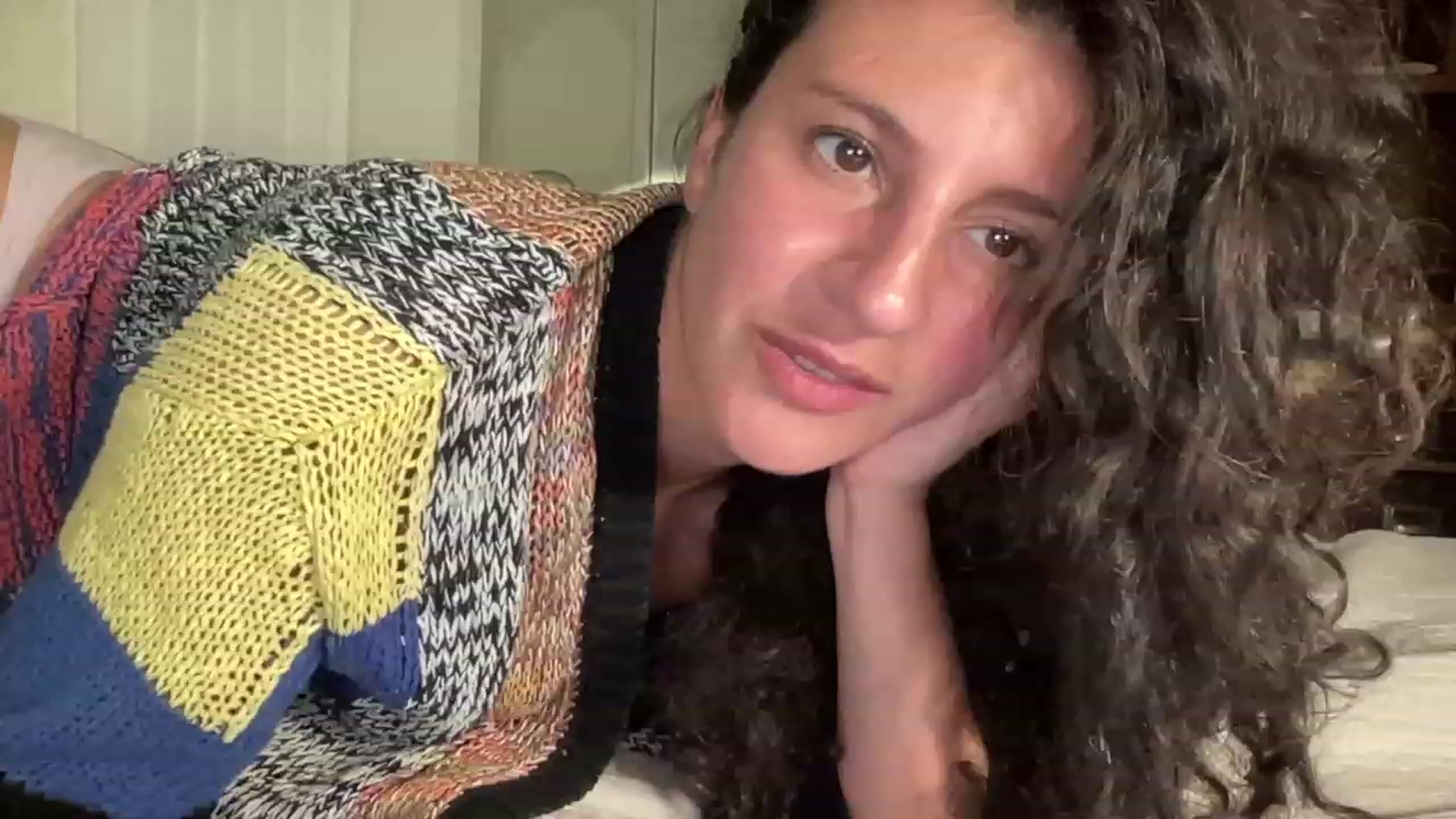 Gallery image thumbnail from Annareylee's myfreecams stream on, 08/26/2023, 04:07 image 3 of 20