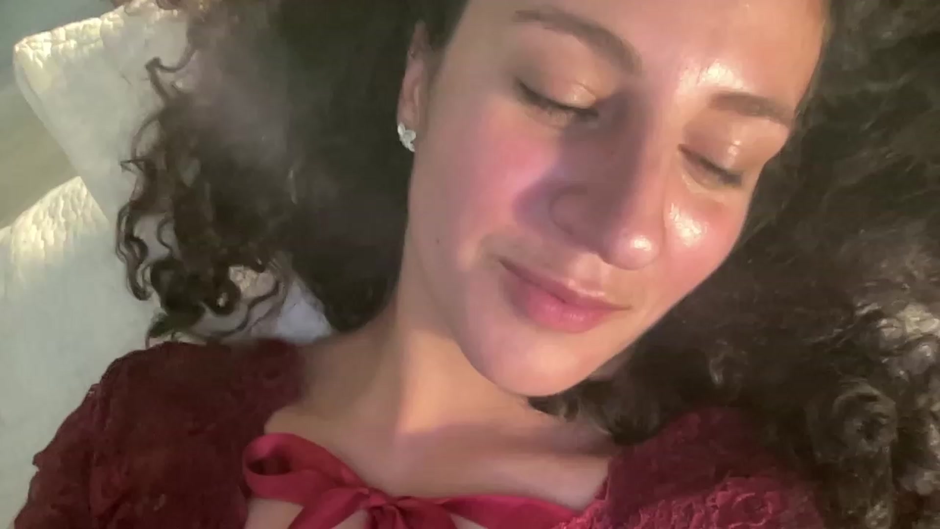 Gallery image thumbnail from Annareylee's myfreecams stream on, 08/31/2023, 18:47 image 9 of 20