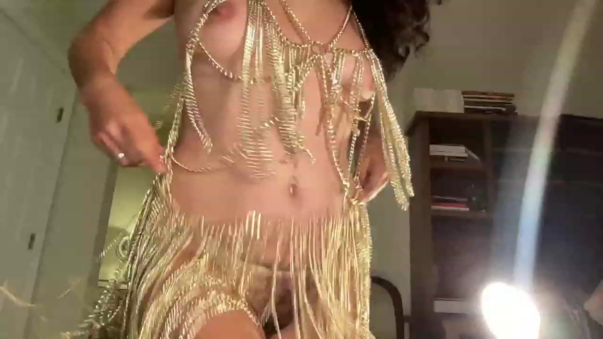 Gallery image thumbnail from Annareylee's myfreecams stream on, 09/07/2023, 07:03 image 9 of 20