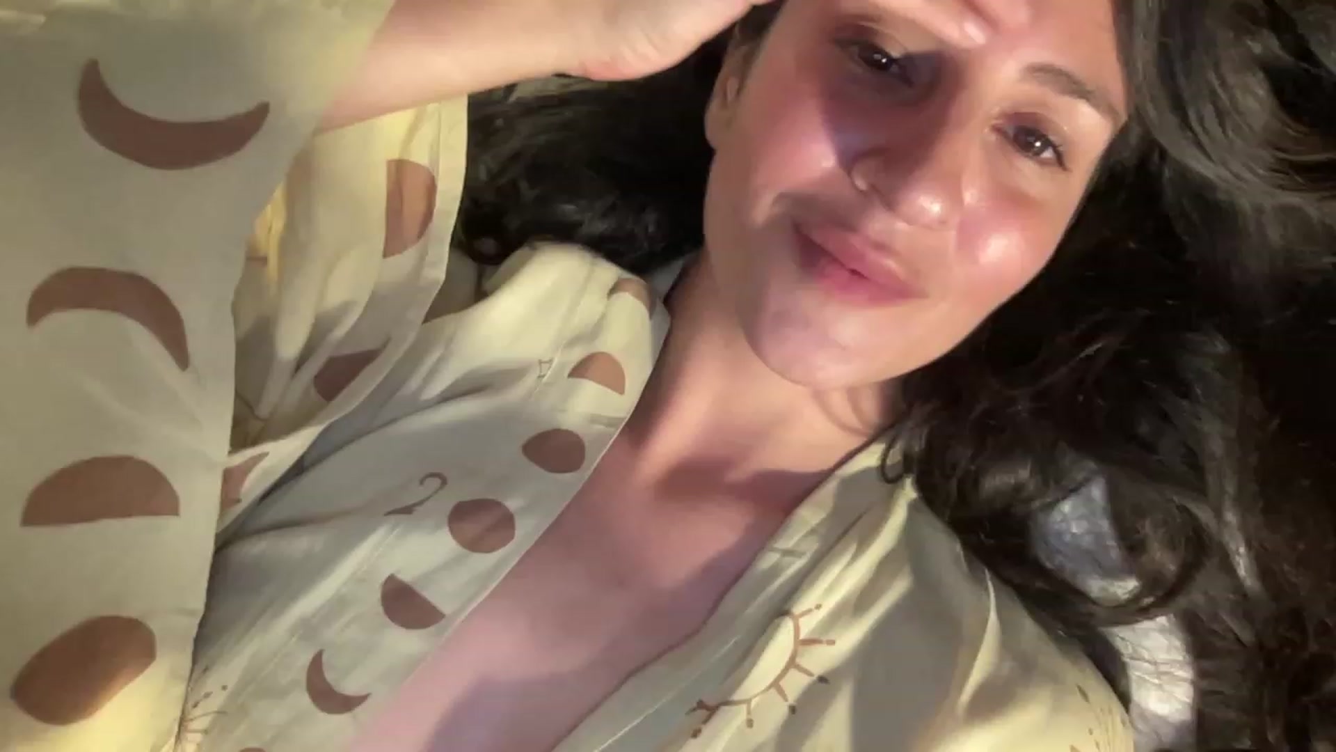 Gallery image thumbnail from Annareylee's myfreecams stream on, 09/14/2023, 05:03 image 5 of 20