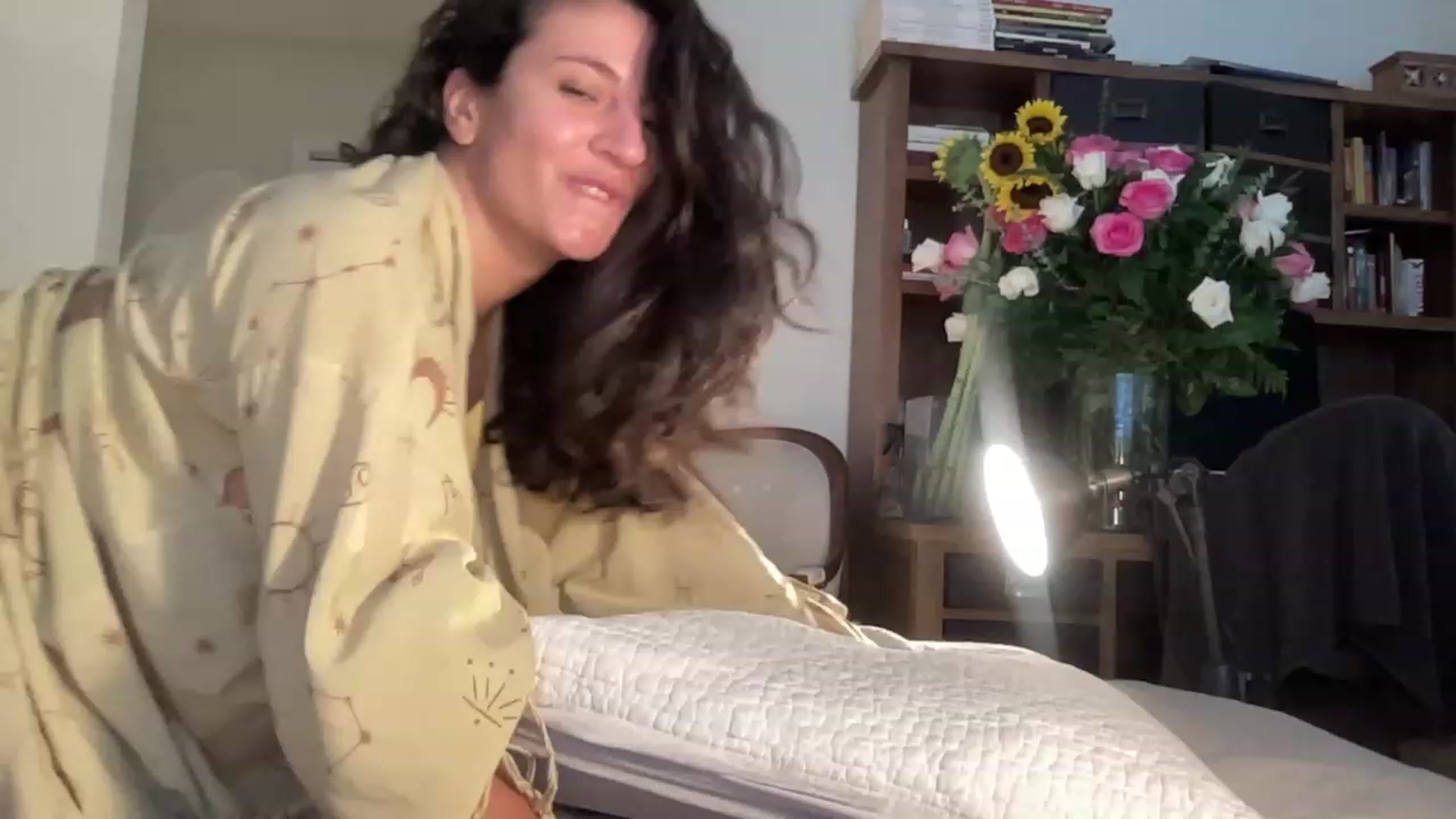Gallery image thumbnail from Annareylee's myfreecams stream on, 09/14/2023, 19:37 image 11 of 20