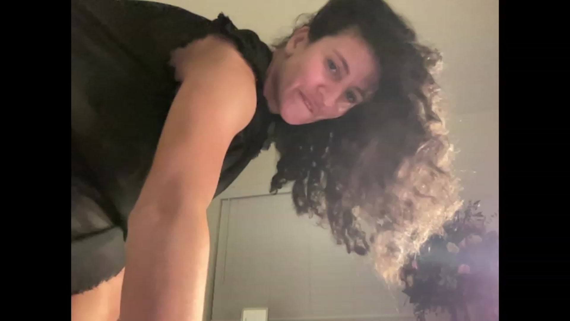 Gallery image thumbnail from Annareylee's myfreecams stream on, 09/26/2023, 04:25 image 15 of 20