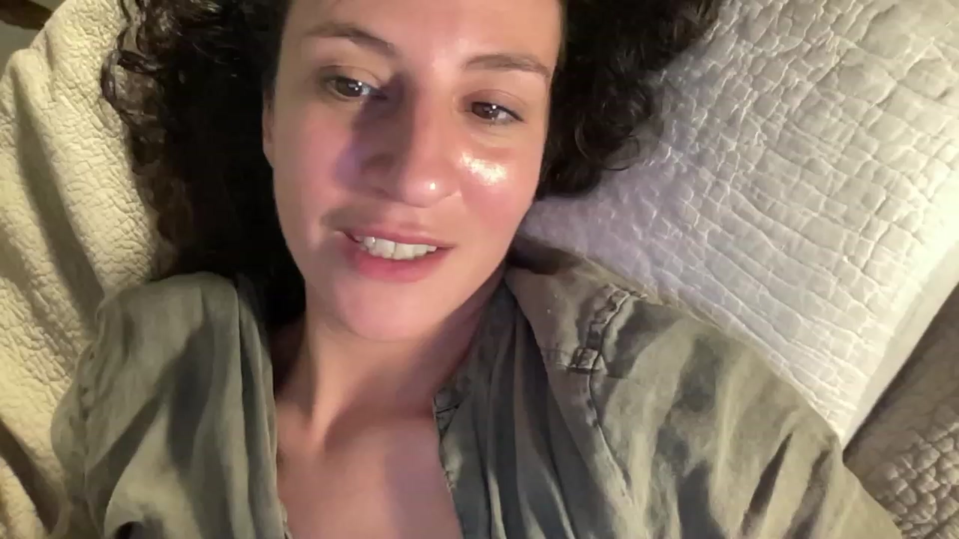 Gallery image thumbnail from Annareylee's myfreecams stream on, 09/27/2023, 06:09 image 13 of 20