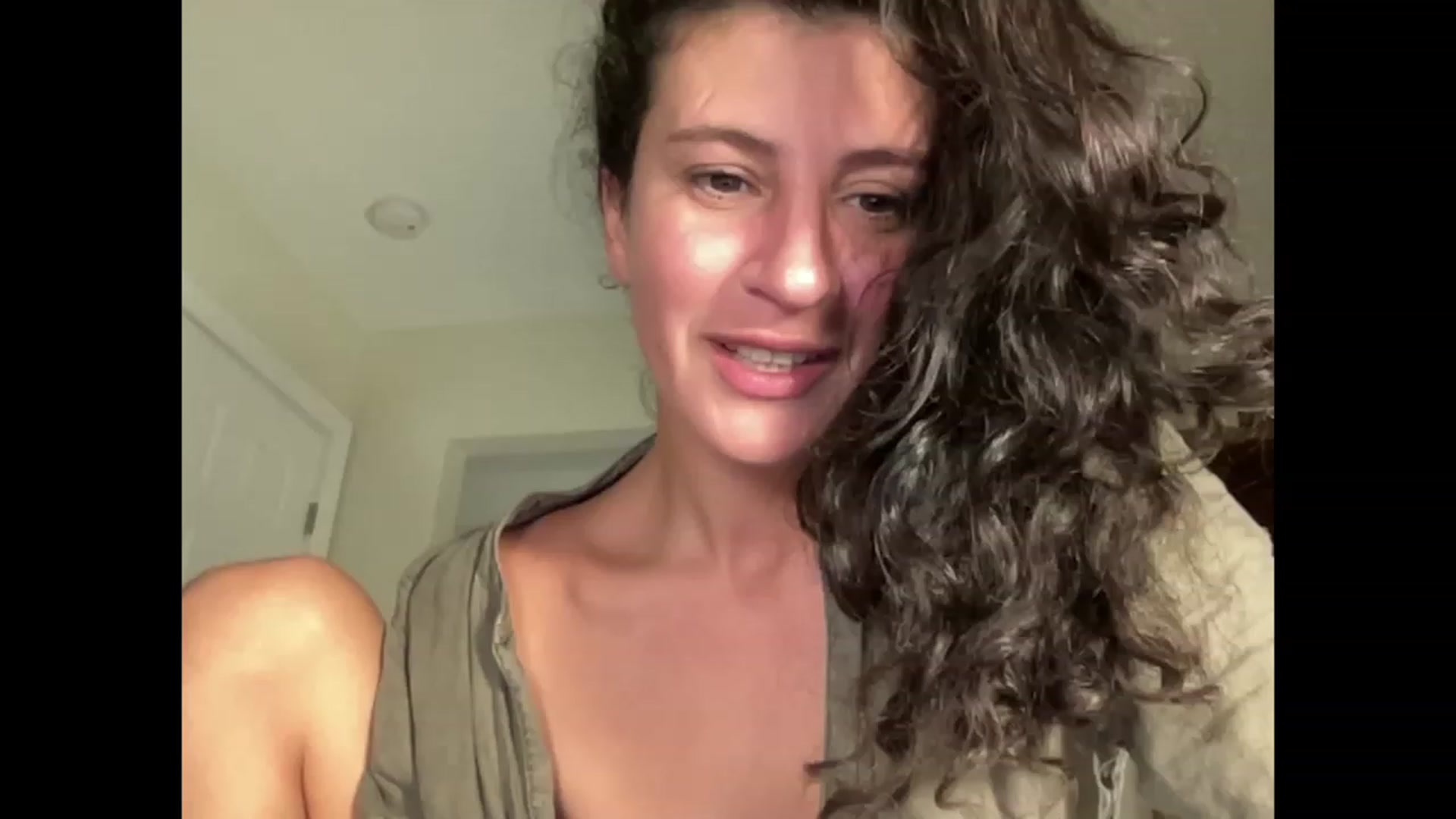 Gallery image thumbnail from Annareylee's myfreecams stream on, 09/27/2023, 06:09 image 20 of 20