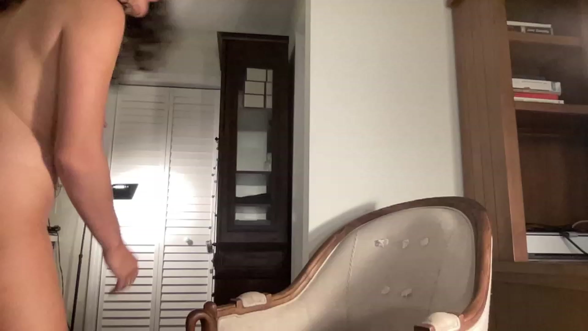 Gallery image thumbnail from Annareylee's myfreecams stream on, 10/05/2023, 19:50 image 6 of 20