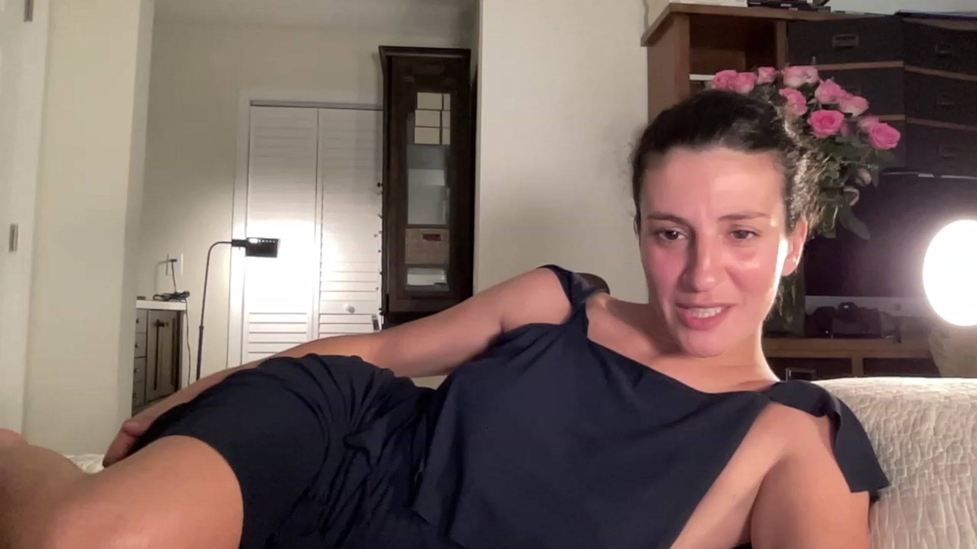 Gallery image thumbnail from Annareylee's myfreecams stream on, 10/13/2023, 18:30 image 16 of 20