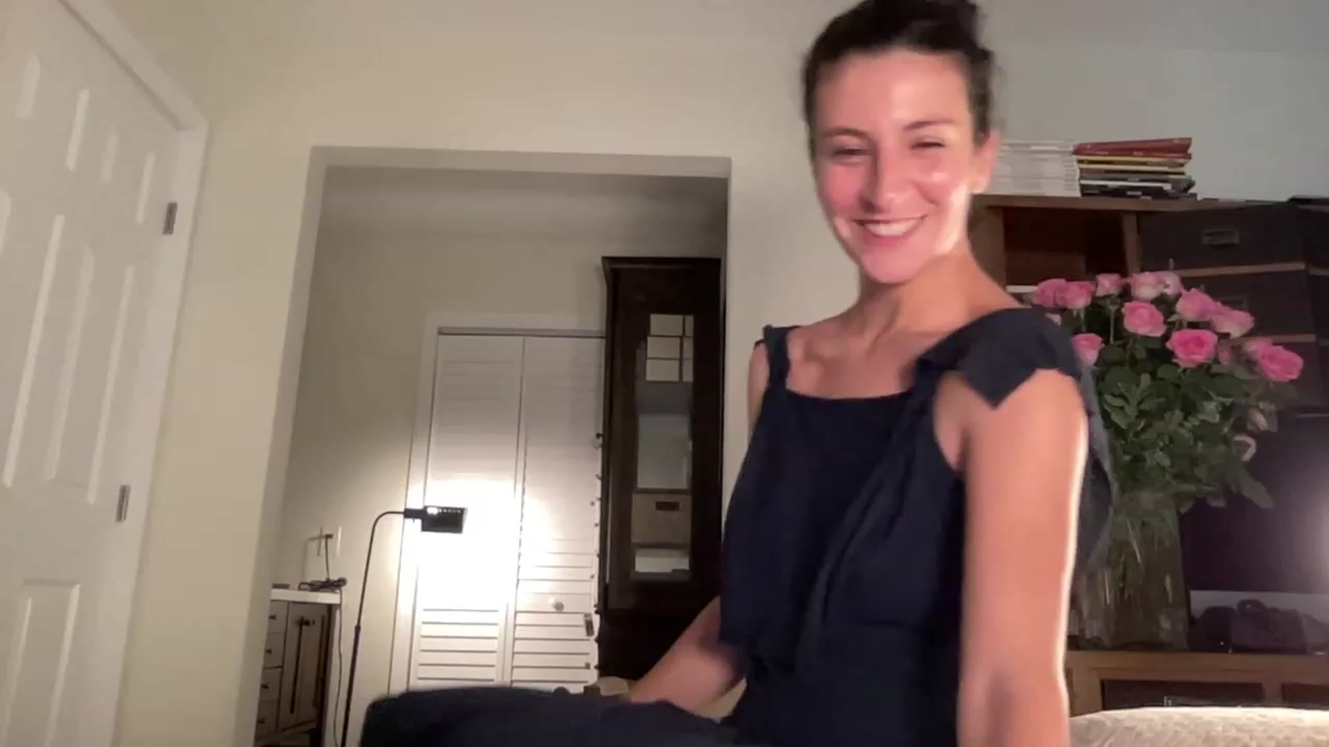 Gallery image thumbnail from Annareylee's myfreecams stream on, 10/13/2023, 18:30 image 14 of 20