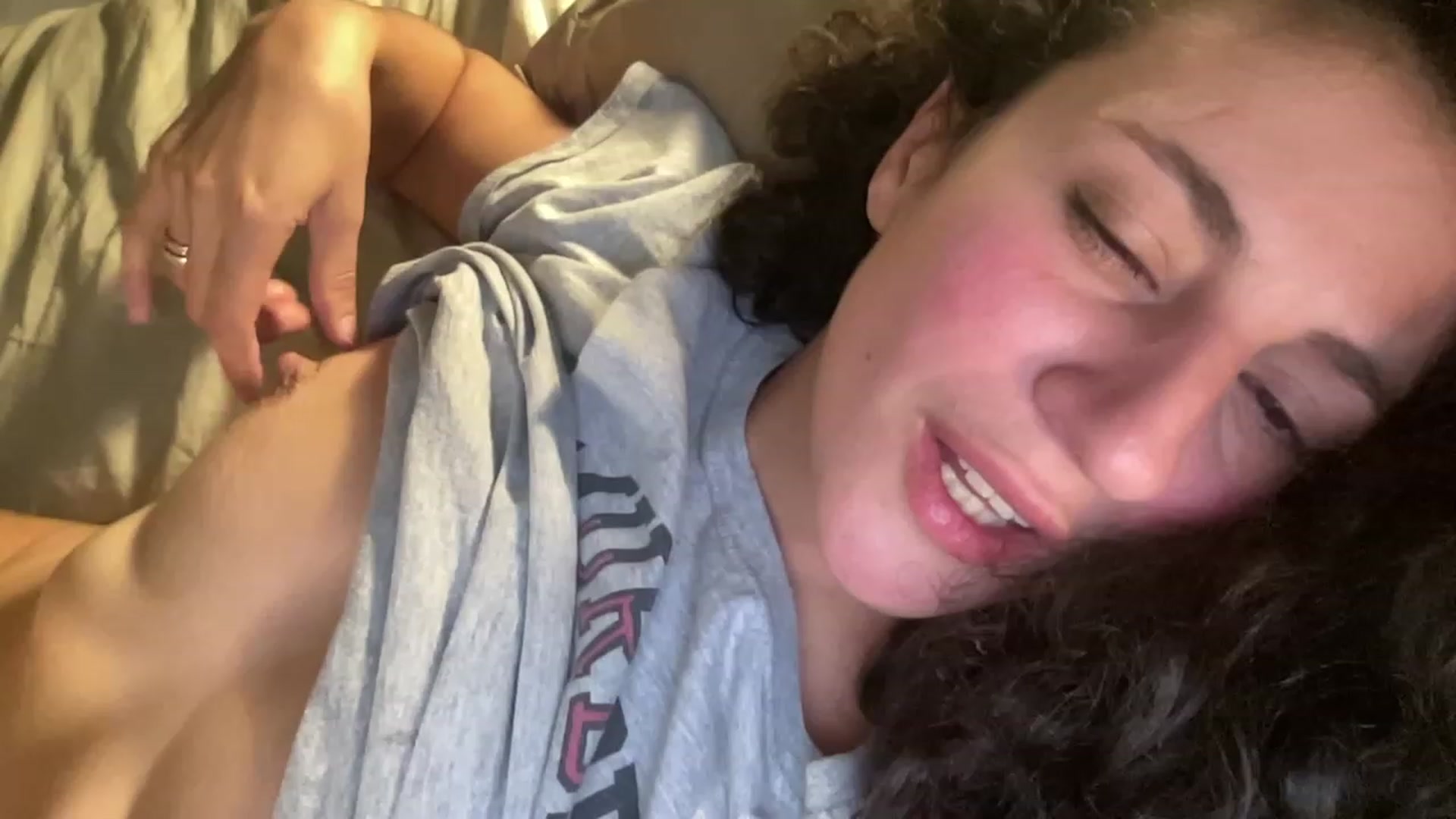 Gallery image thumbnail from Annareylee's myfreecams stream on, 10/20/2023, 16:02 image 11 of 20