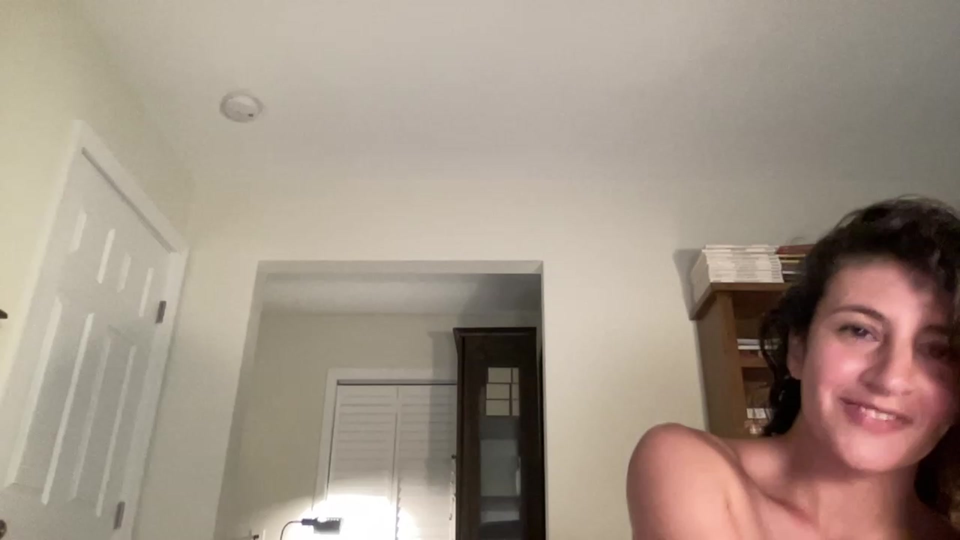 Gallery image thumbnail from Annareylee's myfreecams stream on, 11/06/2023, 20:02 image 13 of 20