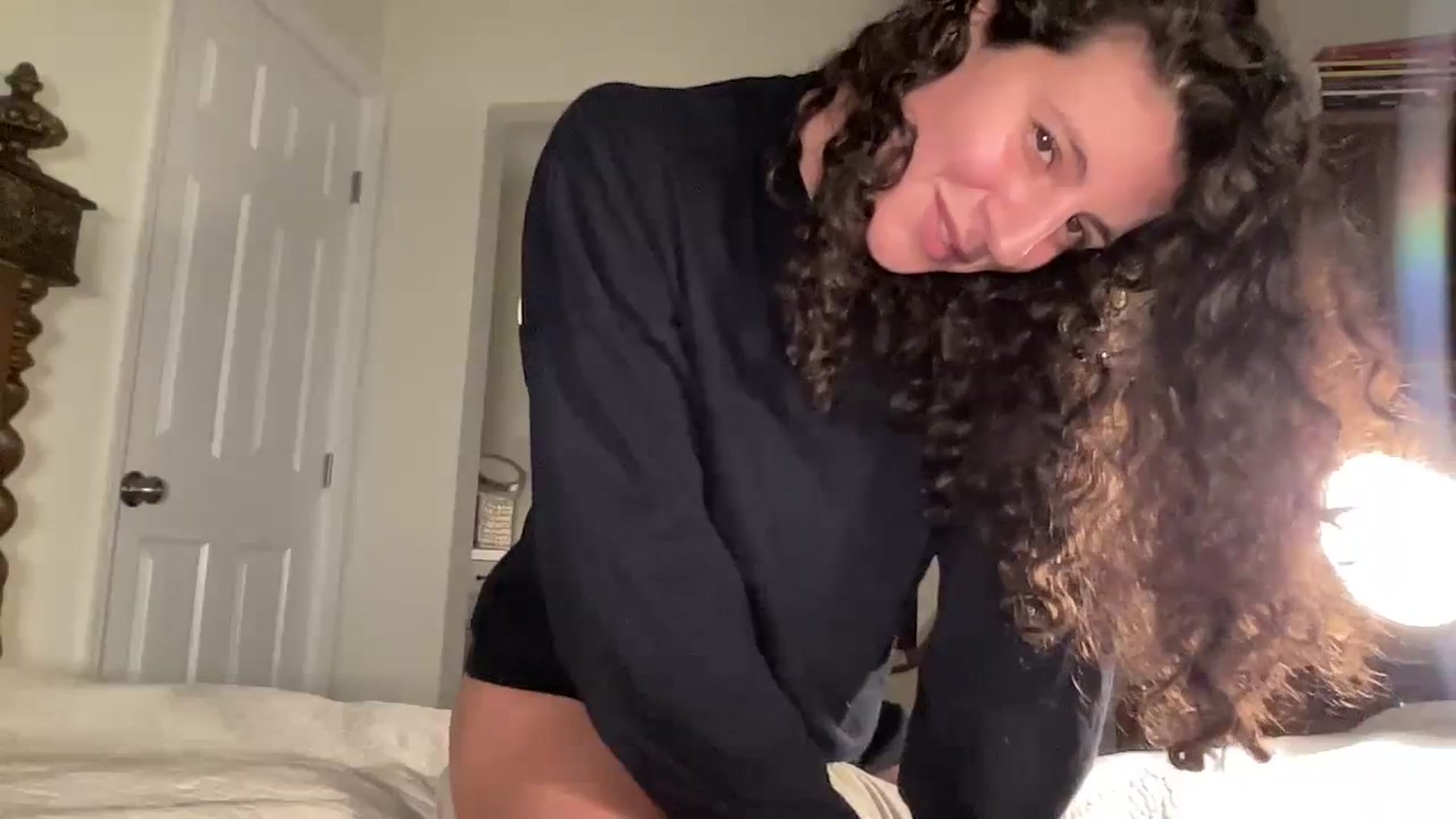Gallery image thumbnail from Annareylee's myfreecams stream on, 11/30/2023, 21:14 image 10 of 20